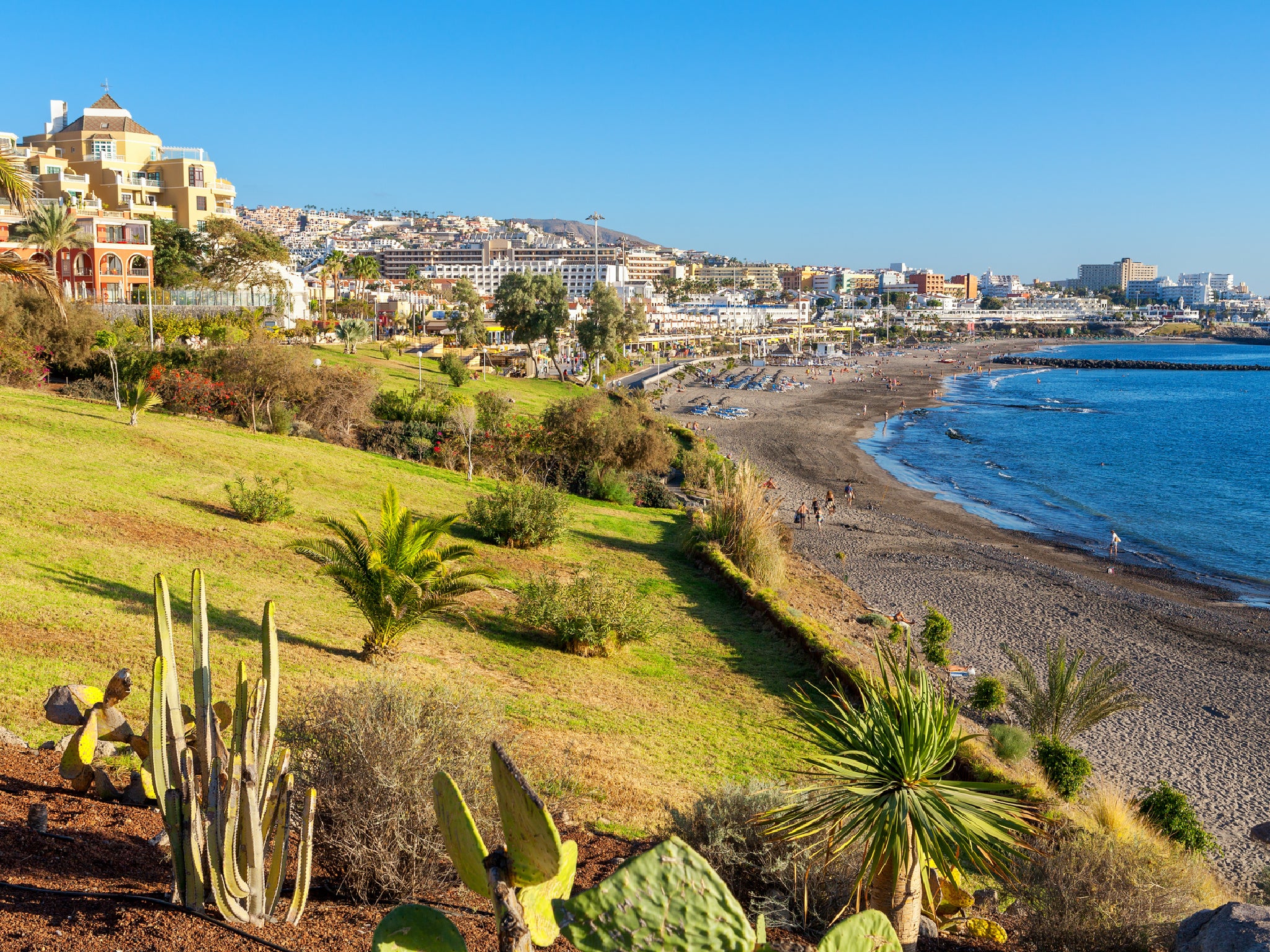 Playa Fãnabé has family-friendly facilities and calm waters