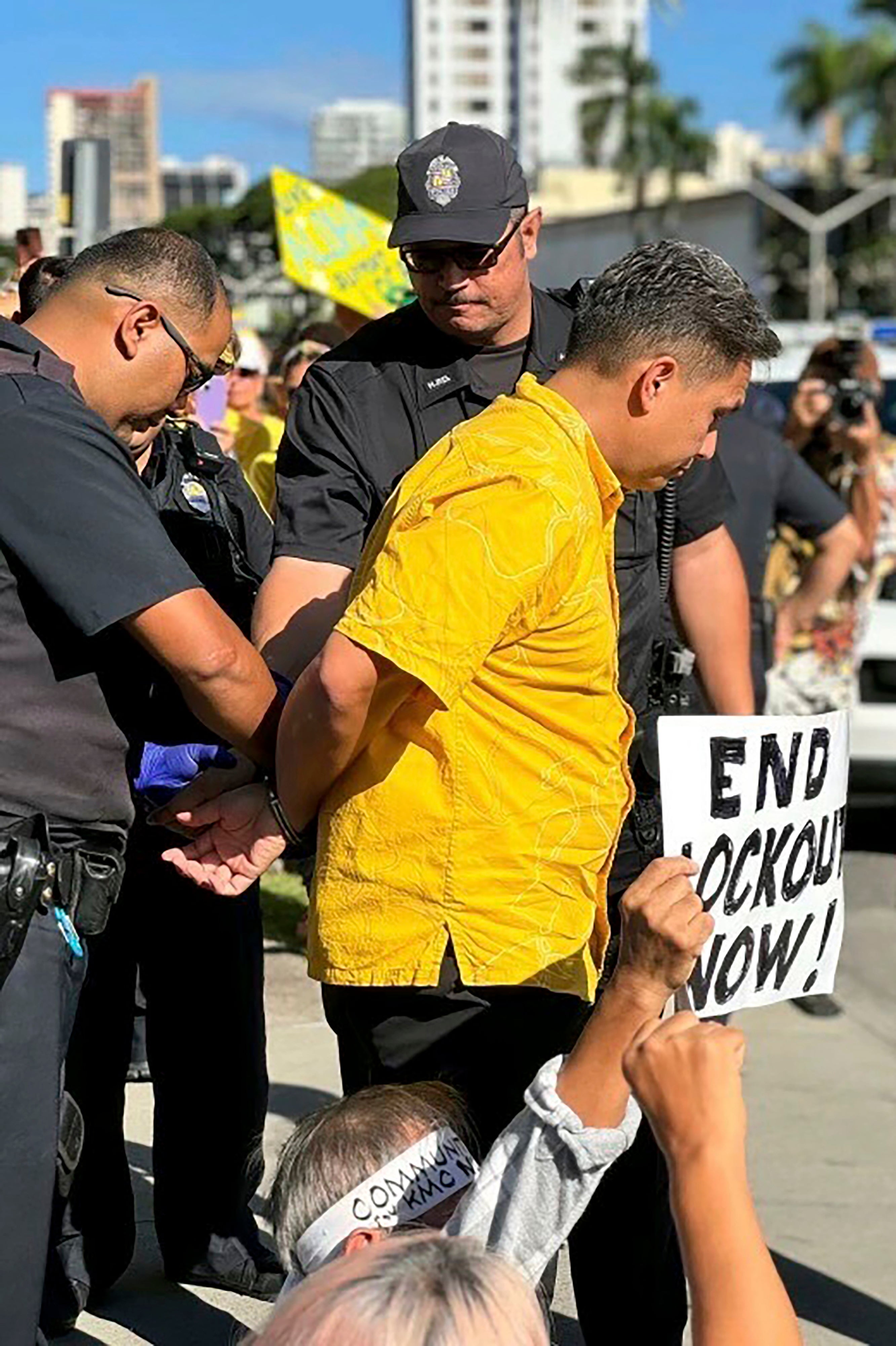 Hawaii Nurses Strike Arrests