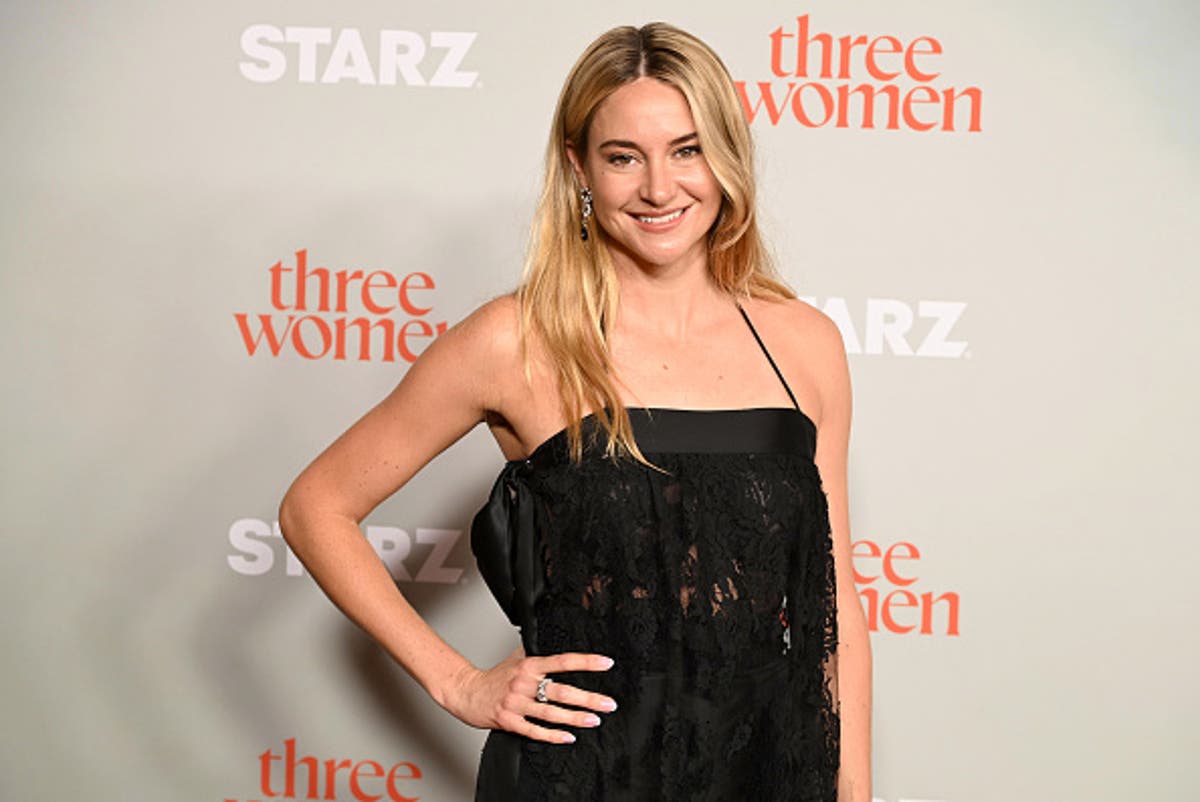 Shailene Woodley admits she lost her hearing during health problems on the set of Divergent