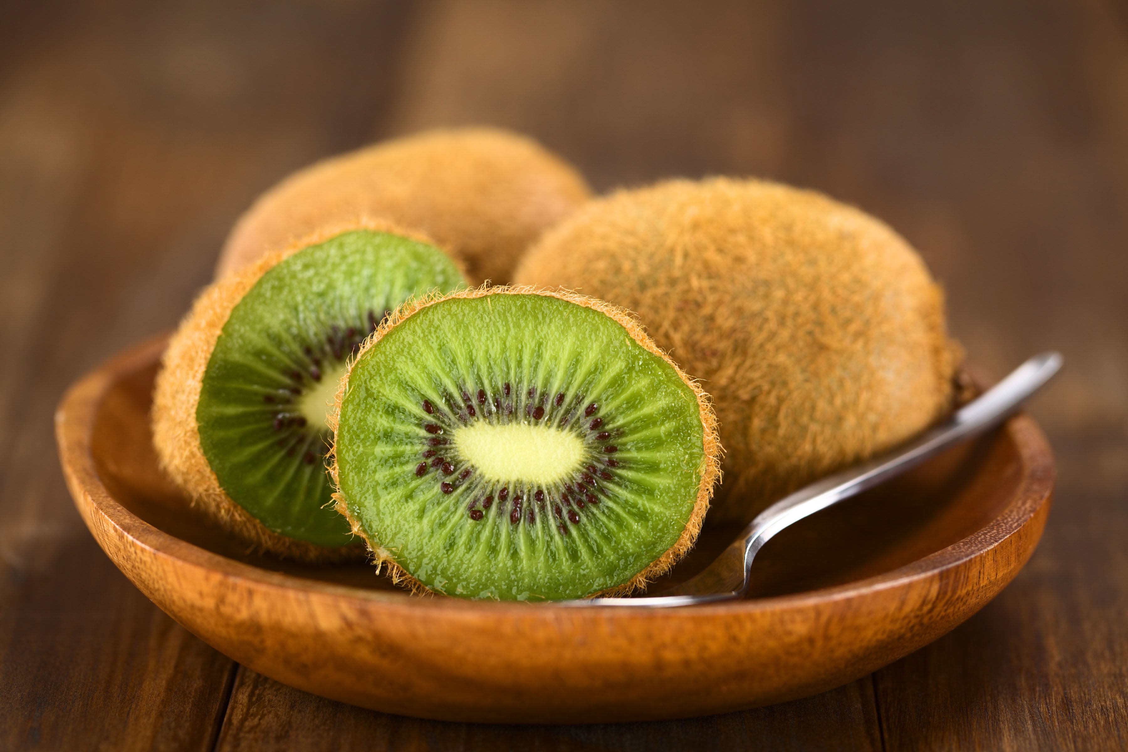 Fibre in kiwifruit swells a lot when mixed with water, more so than apple fibre