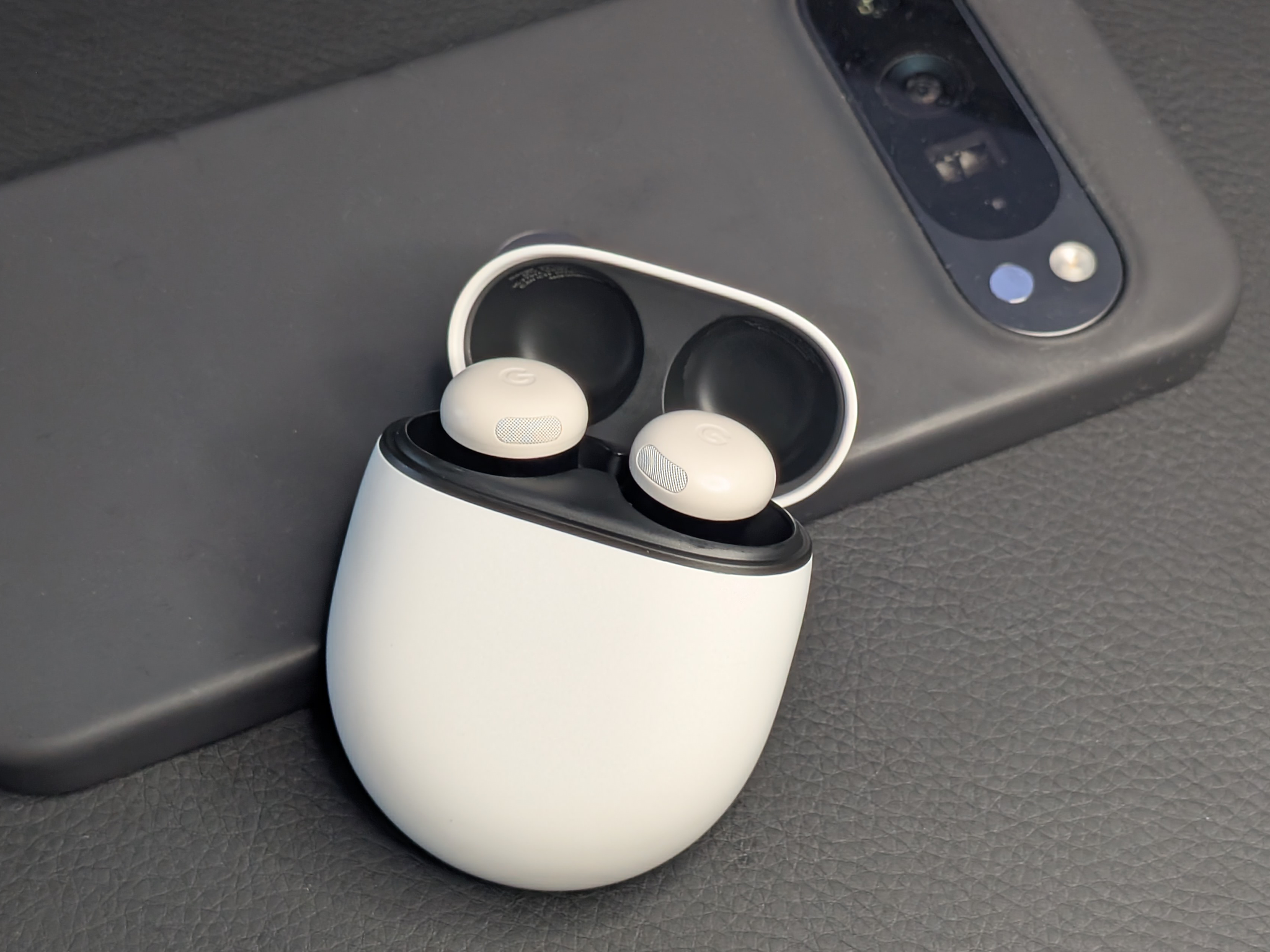 Pixel Buds Pro 2 in the case