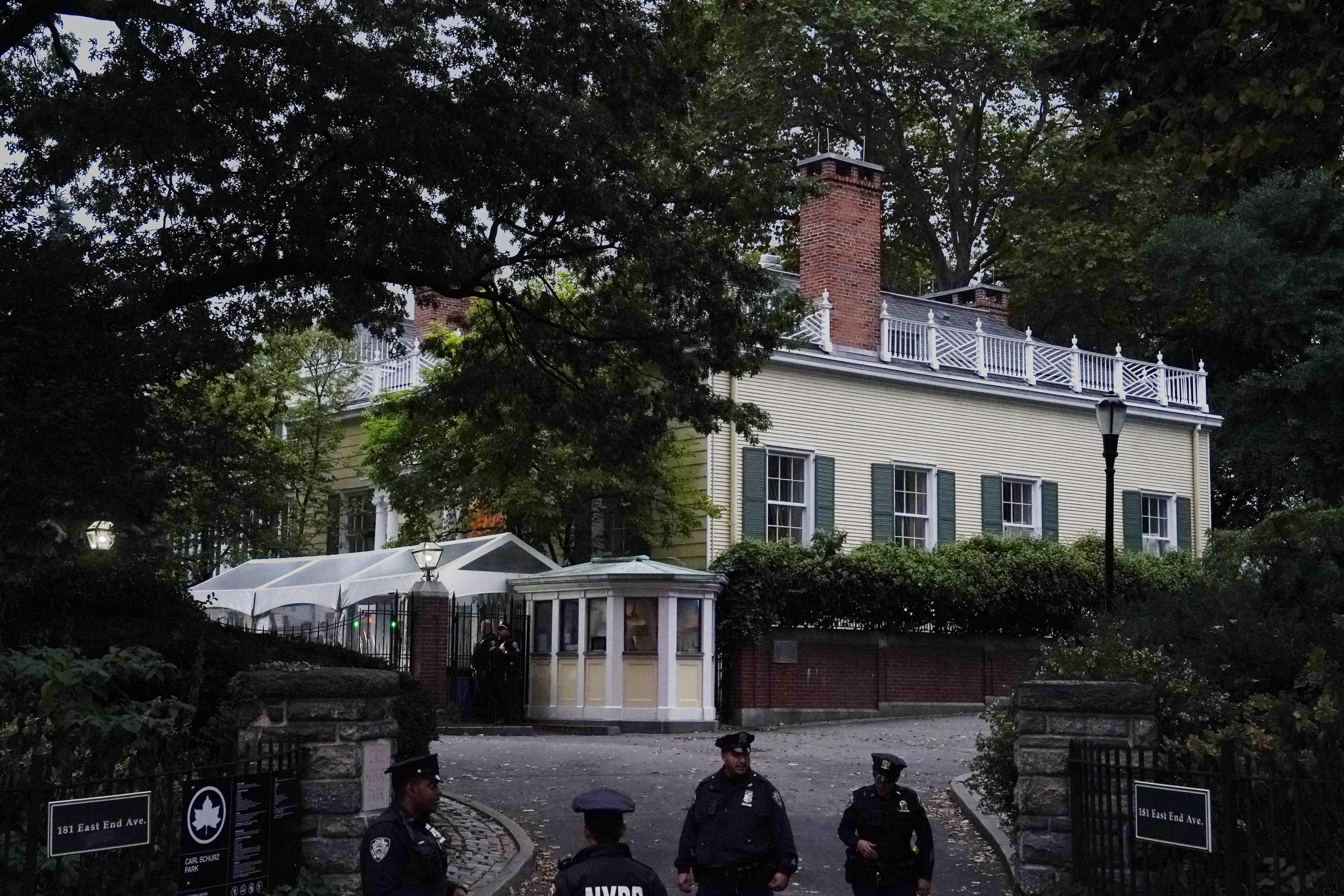 Officers outside the mayor’s official residence this morning