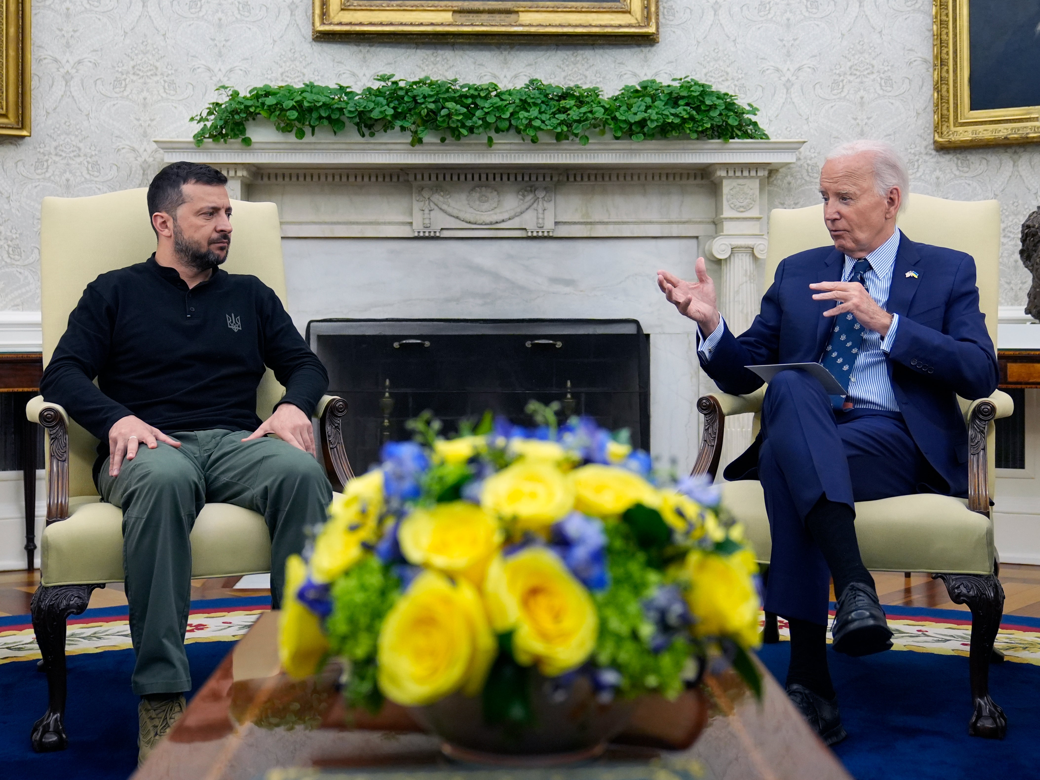 Volodymyr Zelensky and Joe Biden