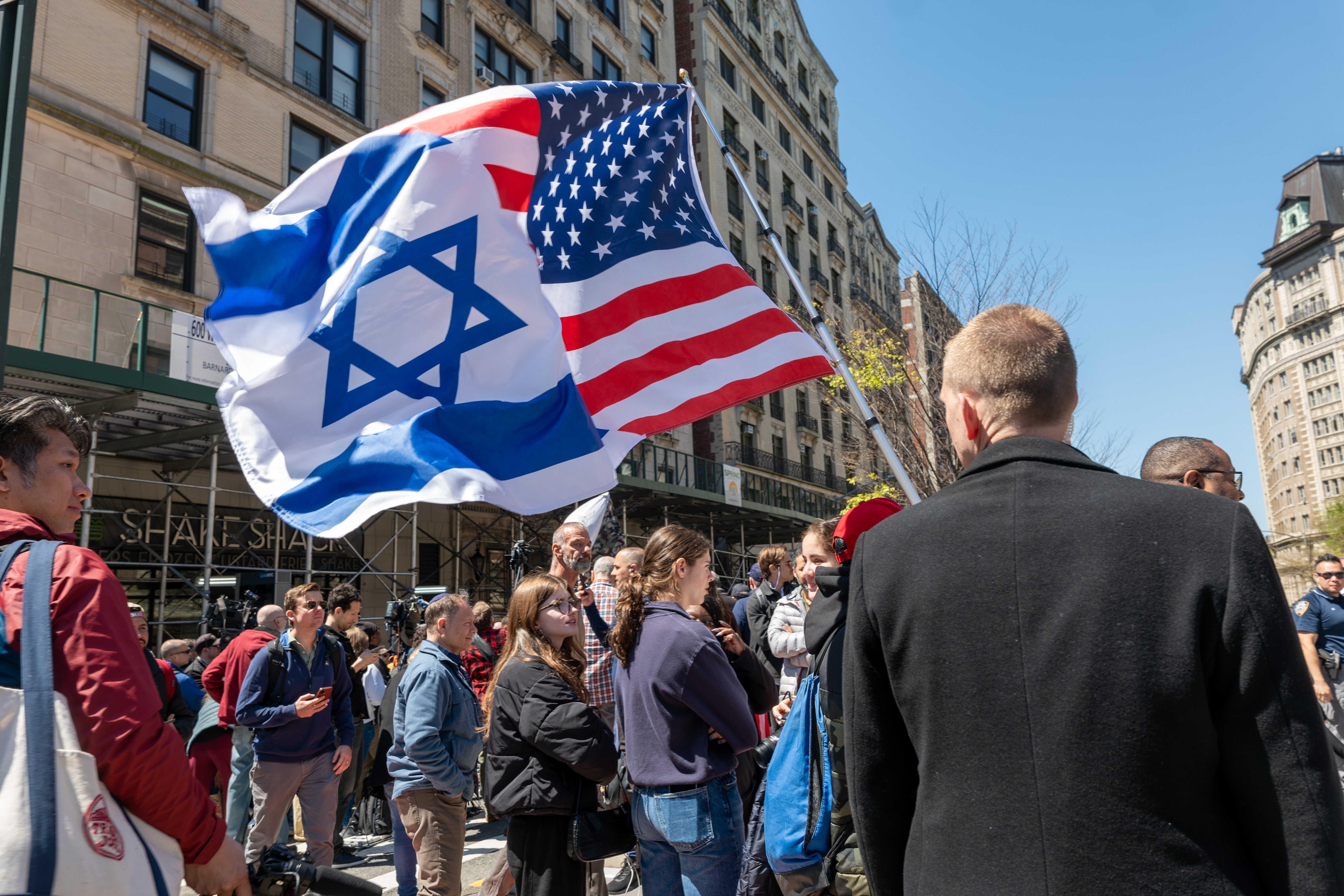 Supporters of Israel and Palestine counter-protest outside of Columbia University