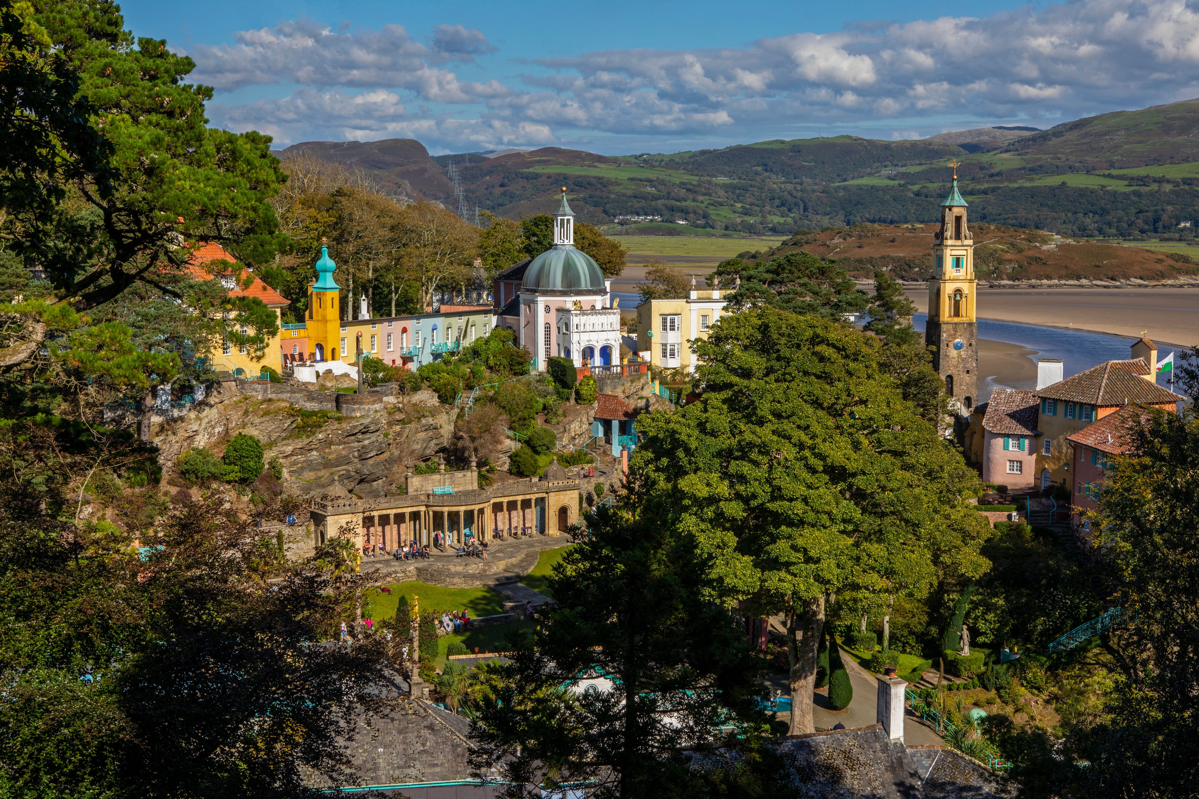 Make a multigenerational get-together of a weekend in Wales