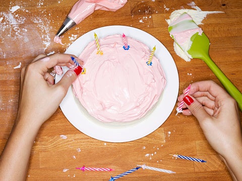 Woman refuses to bake for husband after he complains about his homemade birthday cake