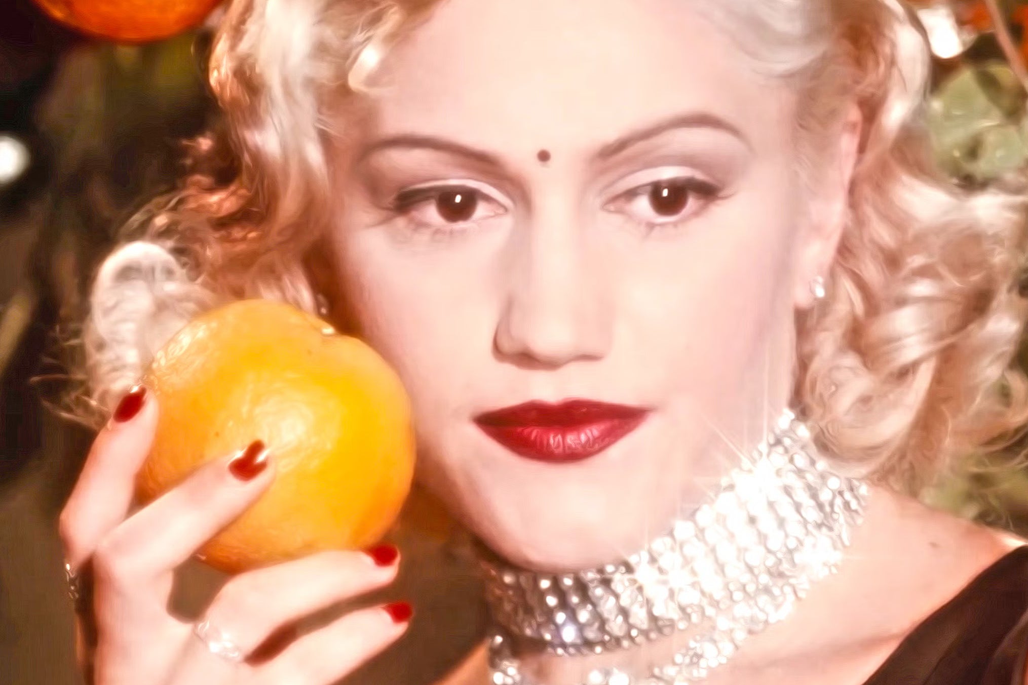 Gwen Stefani in the video for No Doubt’s instant classic ‘Don’t Speak’