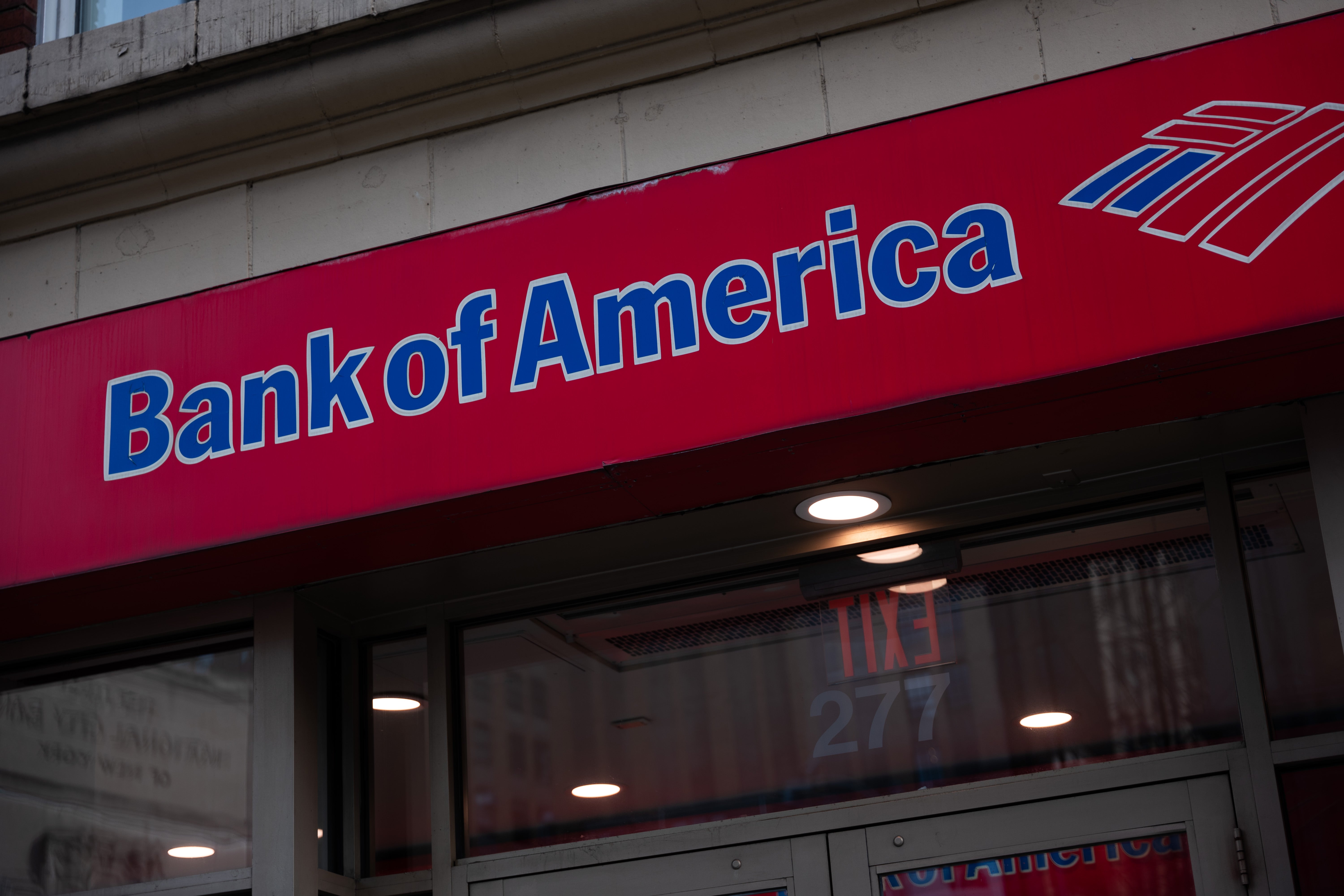 Thousands of Bank of America customers had troubling accessing their bank account and viewing their balance on Wednesday