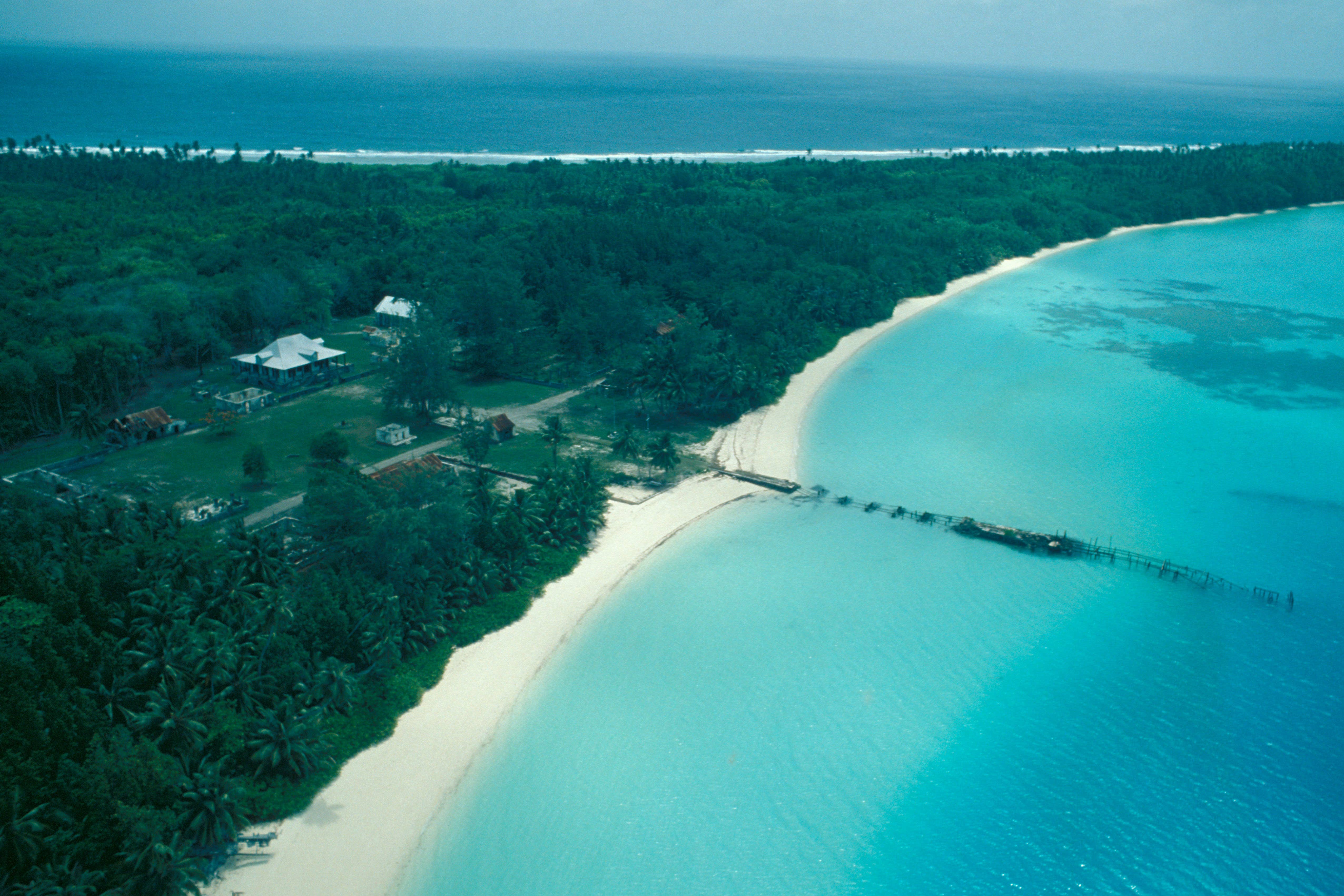 Britain is giving up sovereignty of the Chagos Islands in the Indian Ocean in return for securing the long-term future of a strategically important military base (John Parker/Sylvia Cordaiy Photo Library Ltd/Alamy/PA)