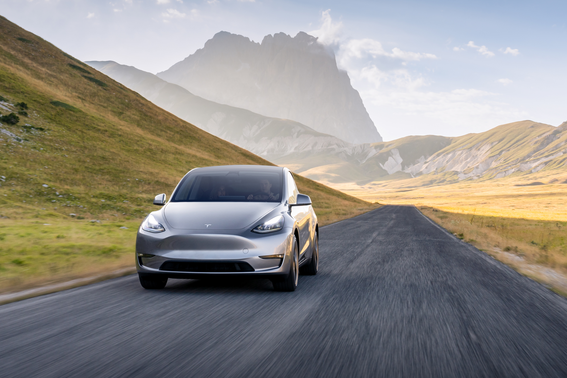 The new Tesla Model Y is cheaper than the all-wheel drive version at £46,990