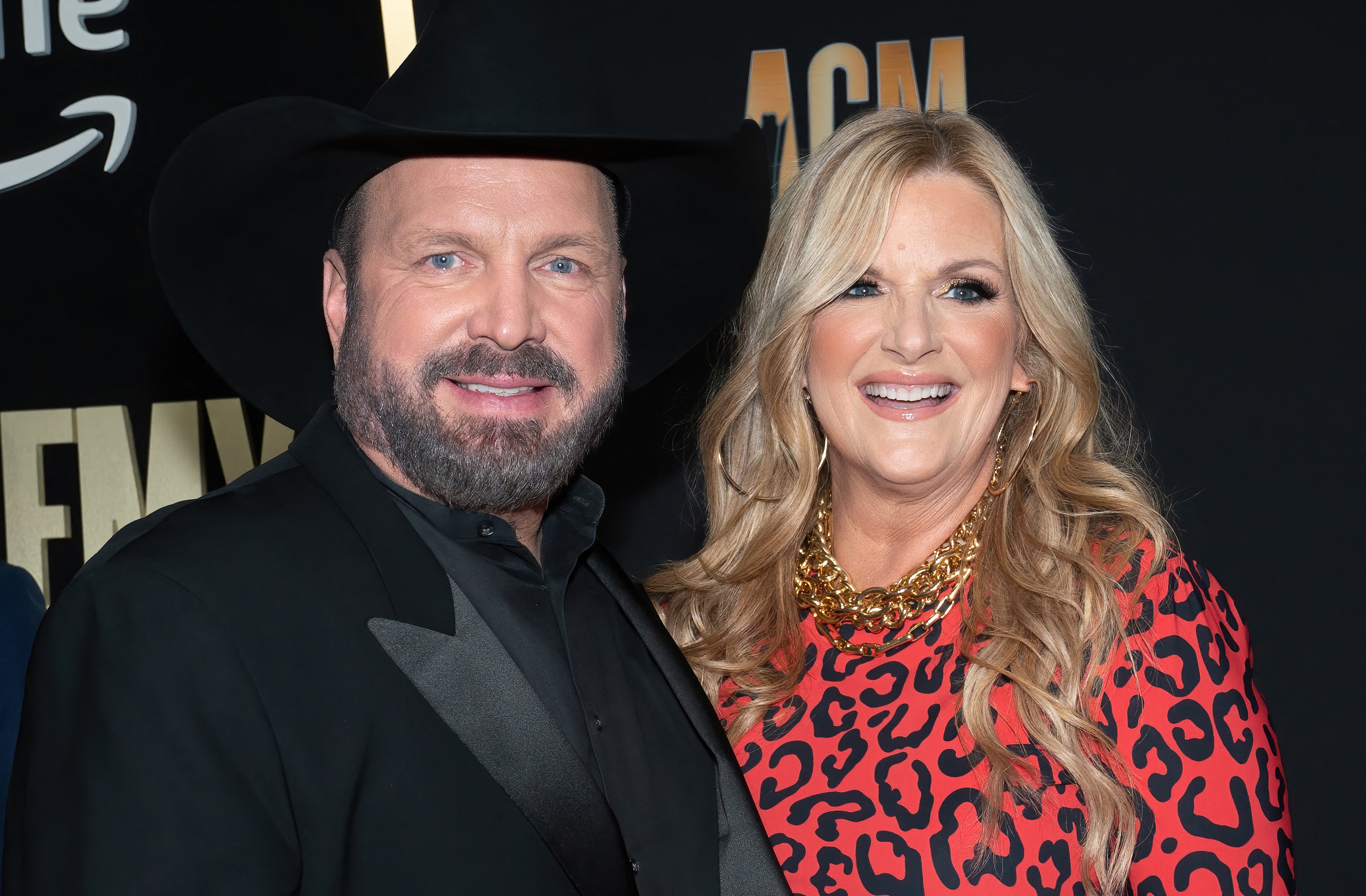 Garth Brooks and his wife Trisha Yearwood at an awards ceremony in 2023.