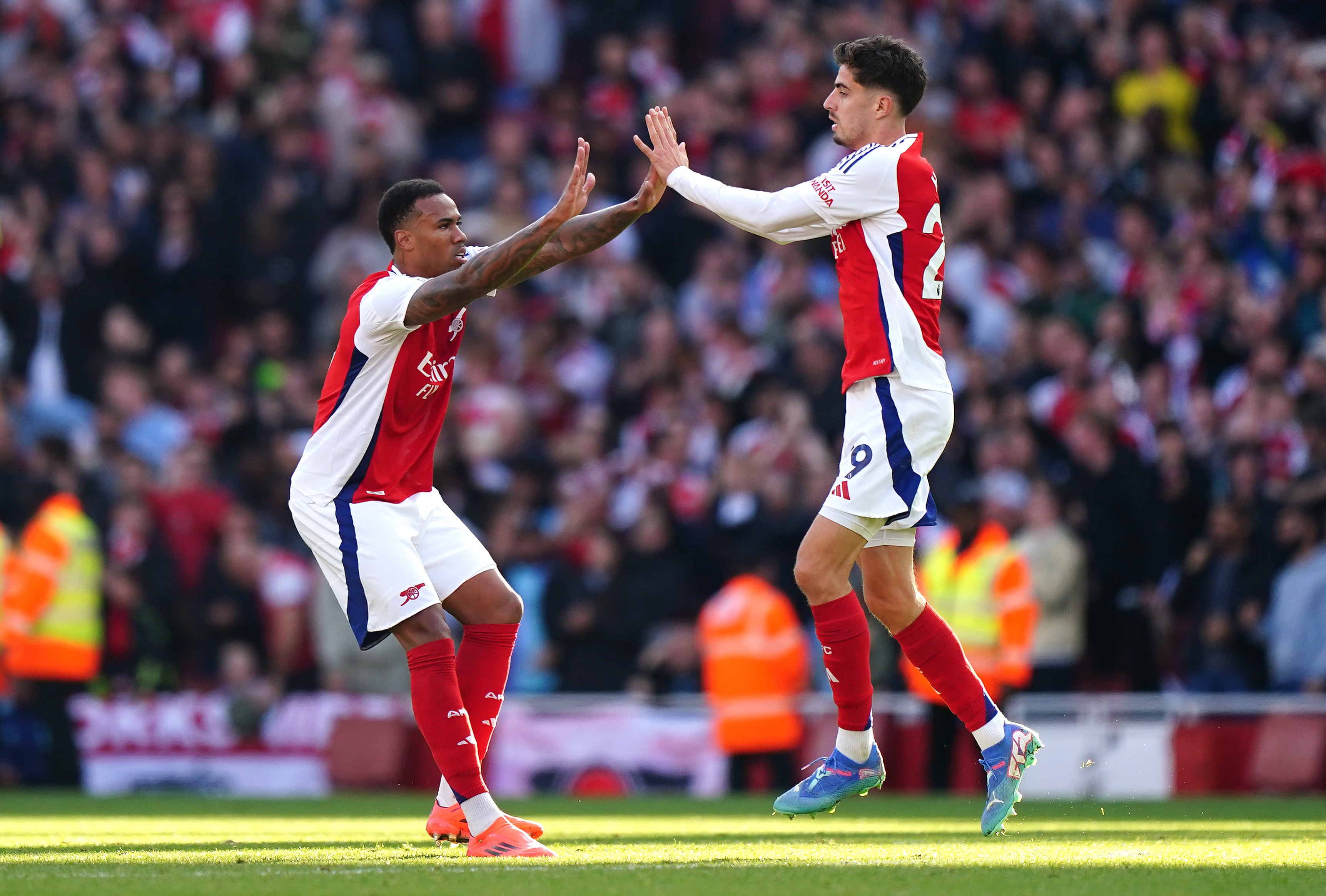 Kai Havertz (right) celebrates scoring Arsenal’s equaliser against Southampton (Zac Goodwin/PA)