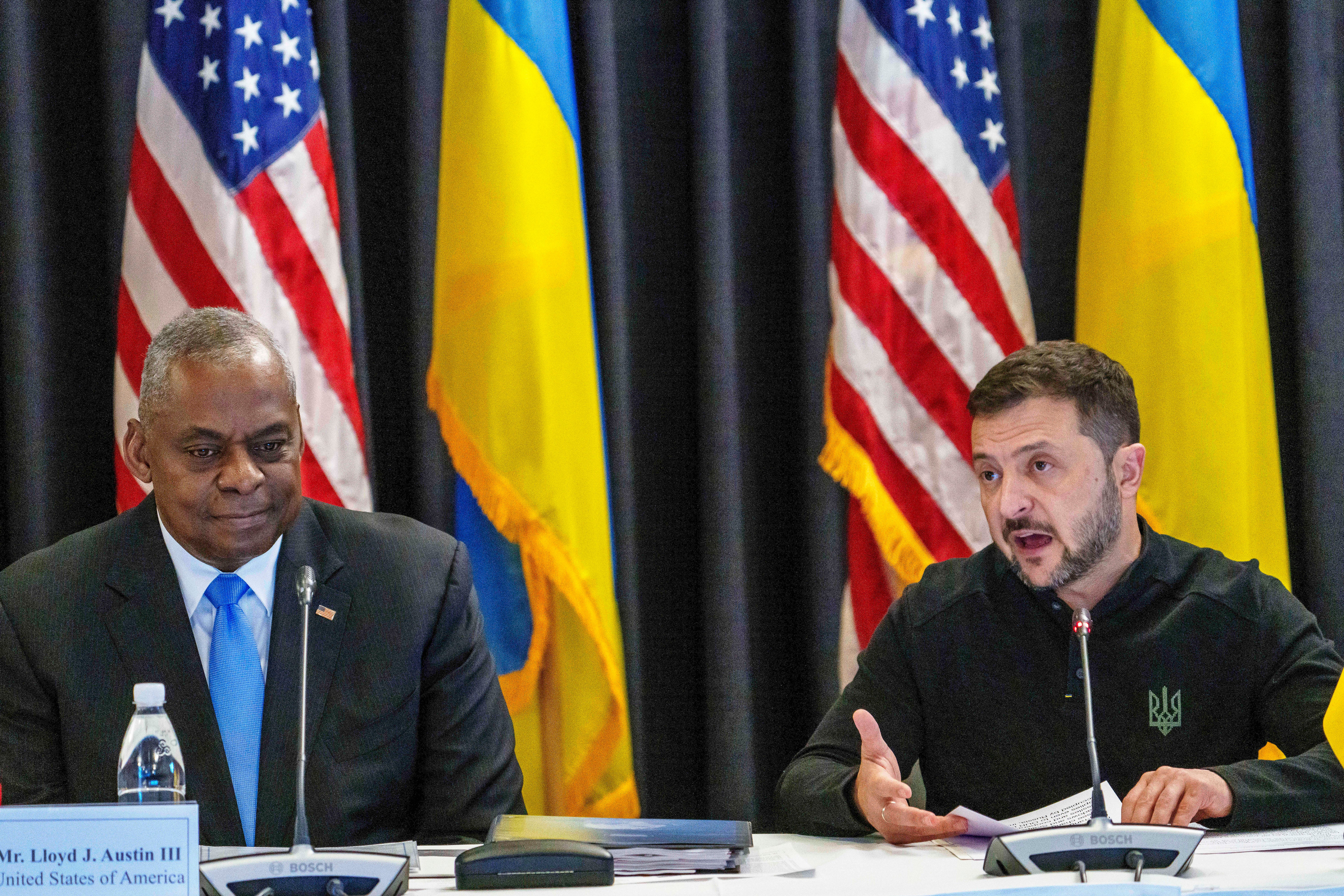 Lloyd Austin with Zelensky in a former visit