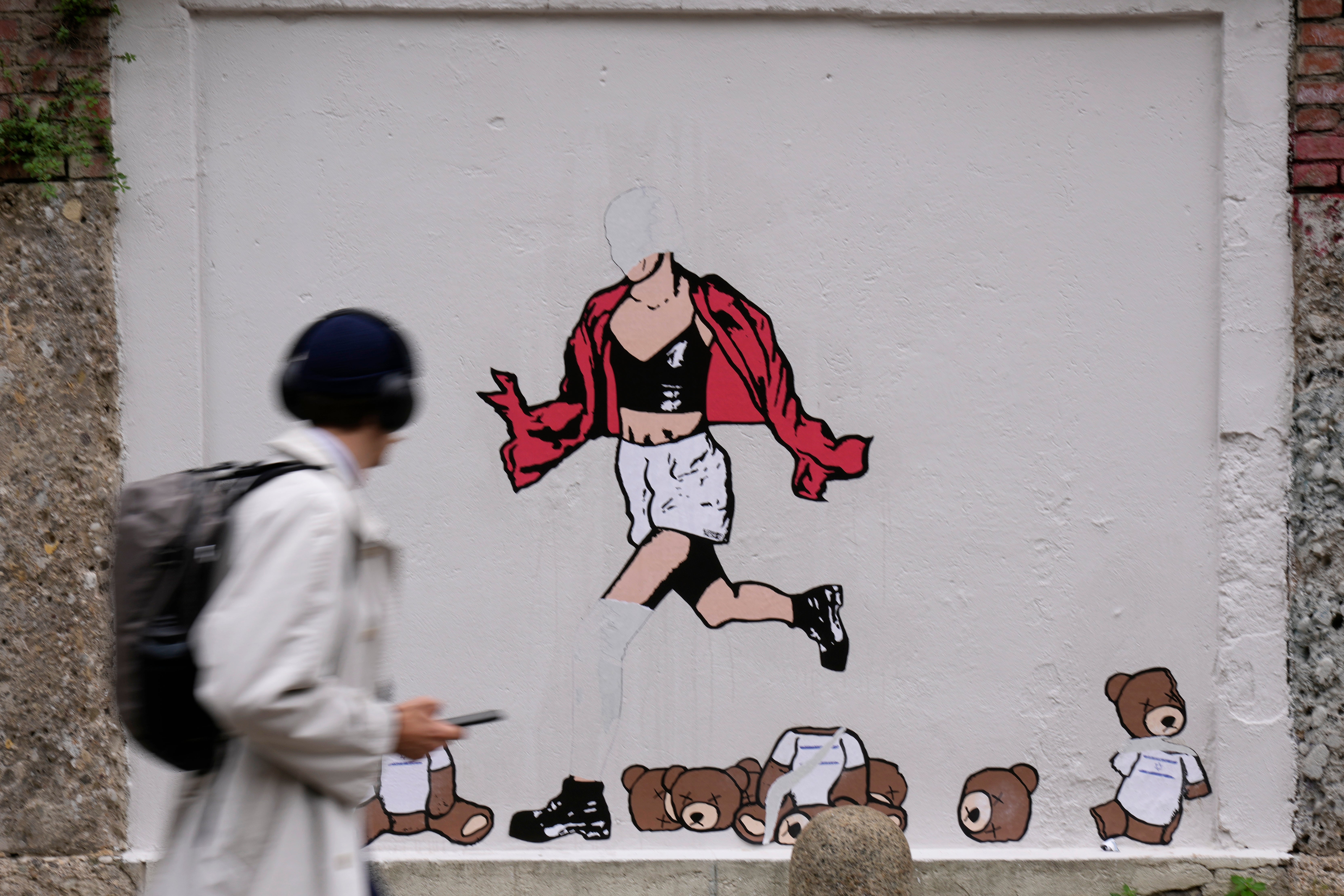 Mideast War Anniversary Global Reax