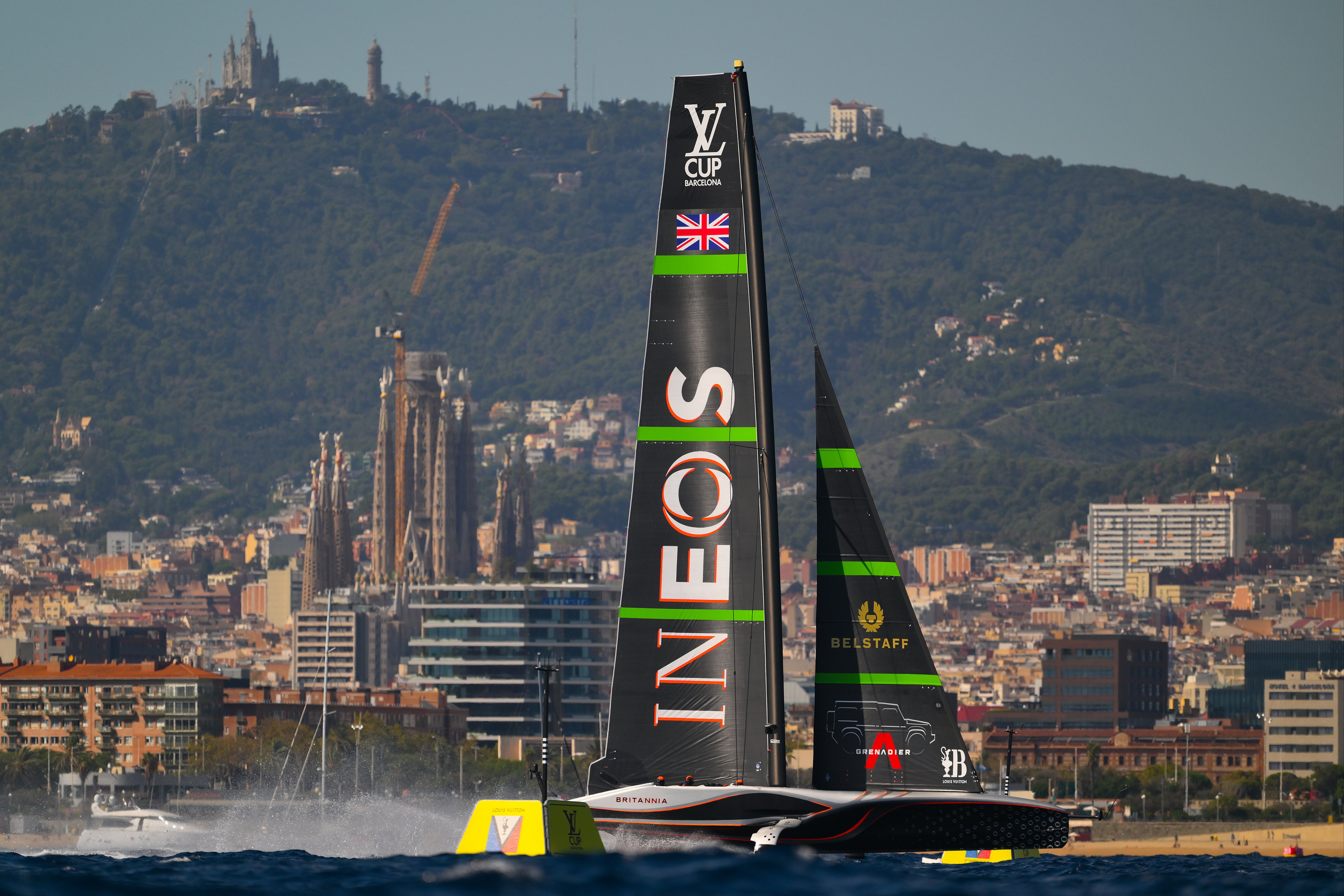 Ben Ainslie and his crew will challenge New Zealand for the Auld Mug