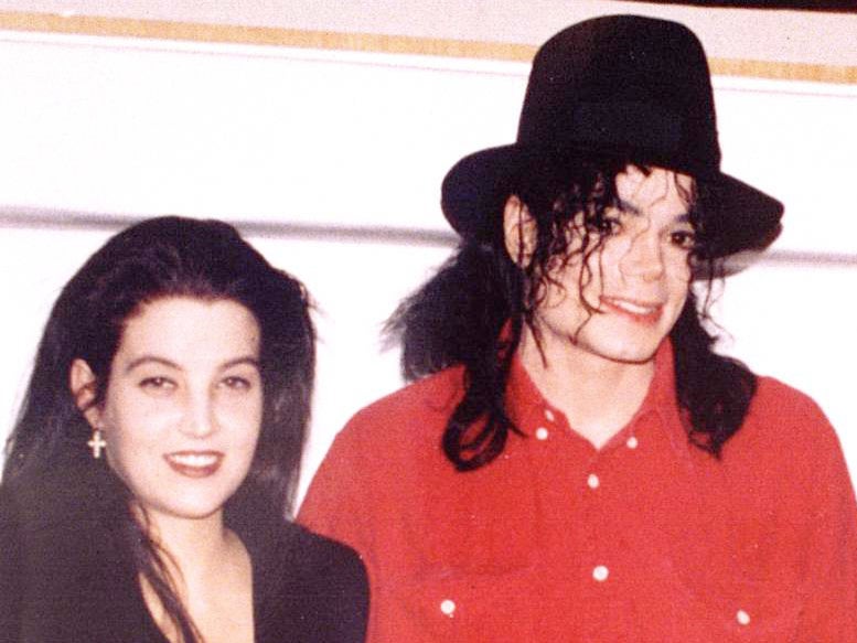 Lisa Marie Presley and Michael Jackson in August 1994