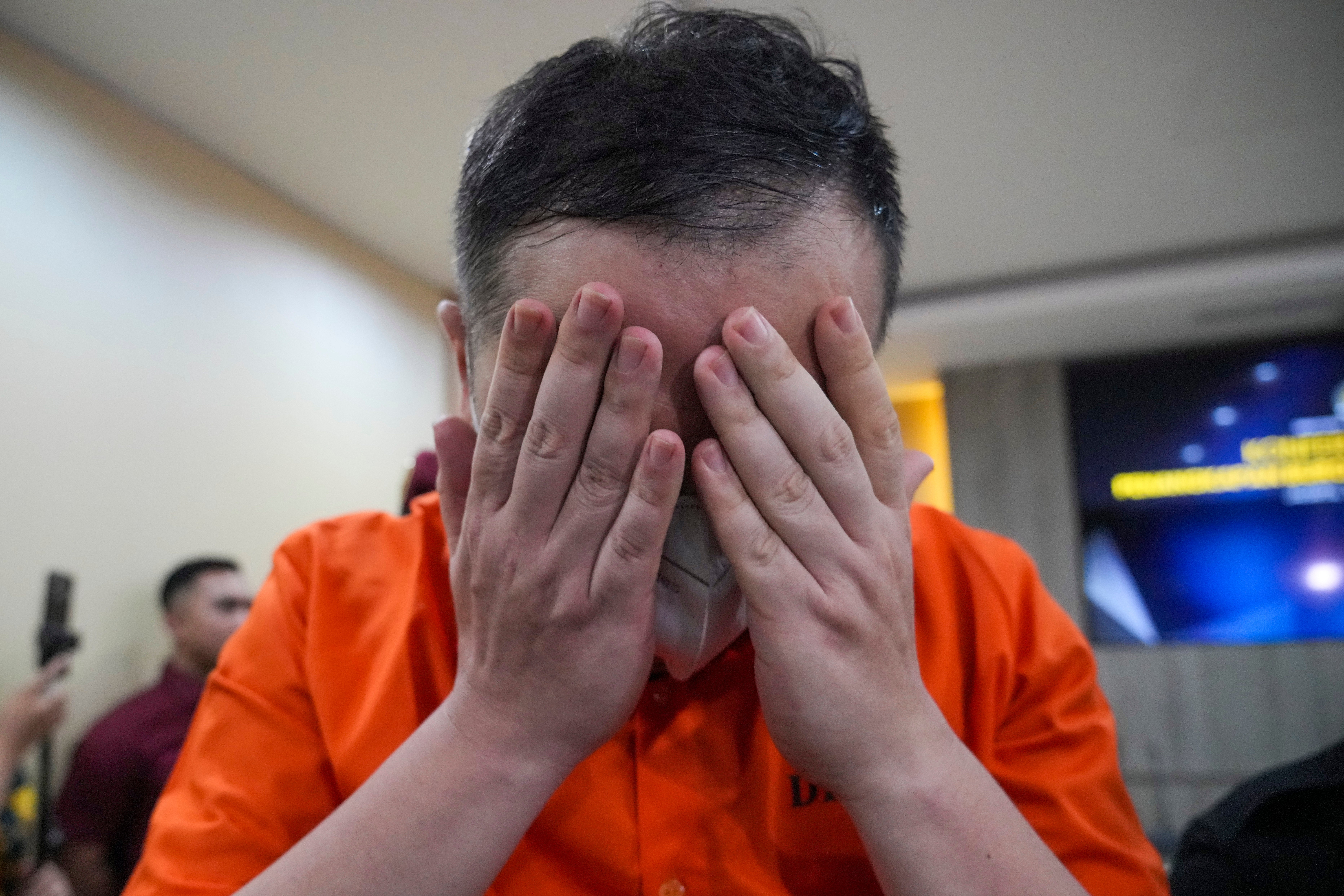 Indonesia Chinese Fugitive