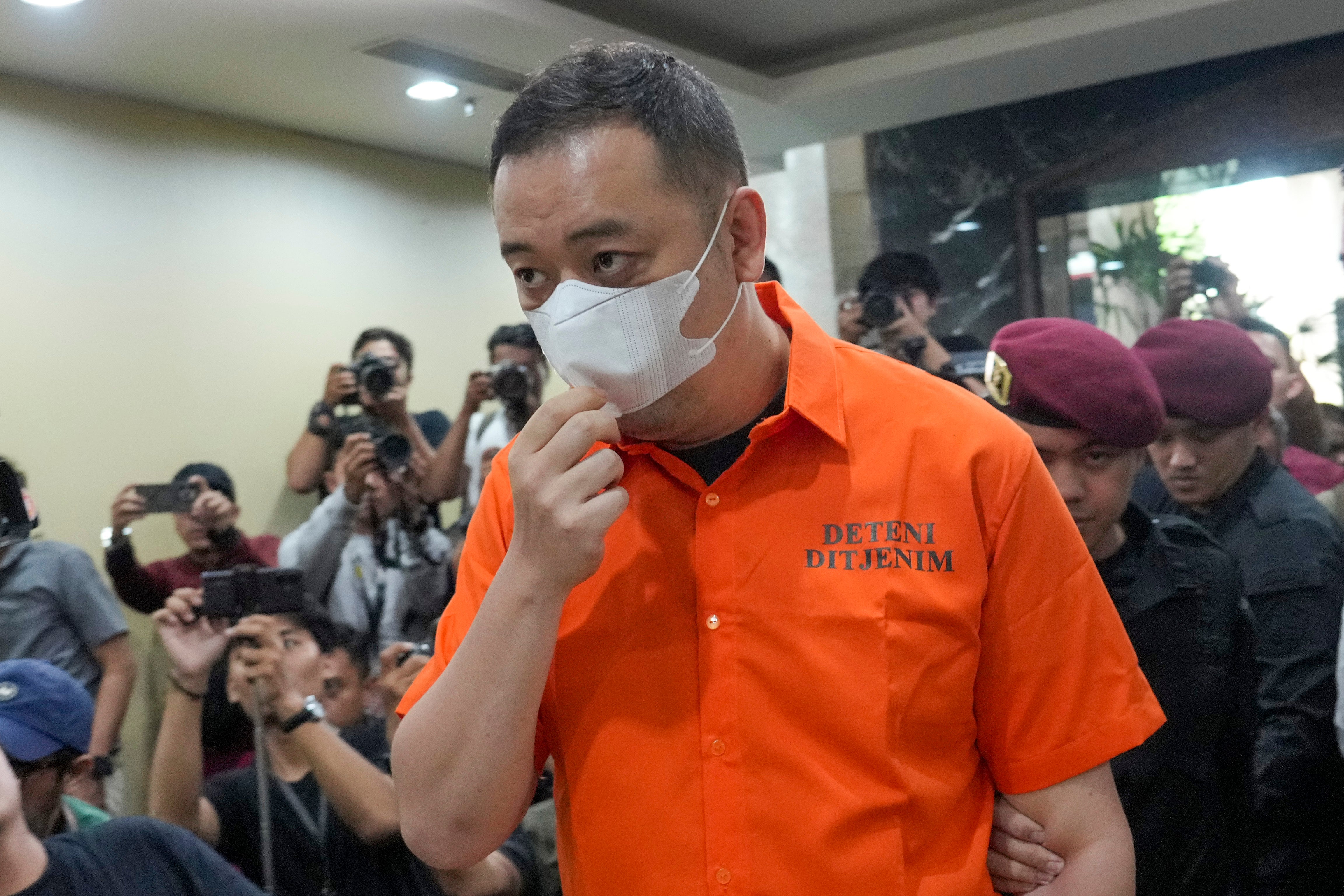 Indonesia Chinese Fugitive