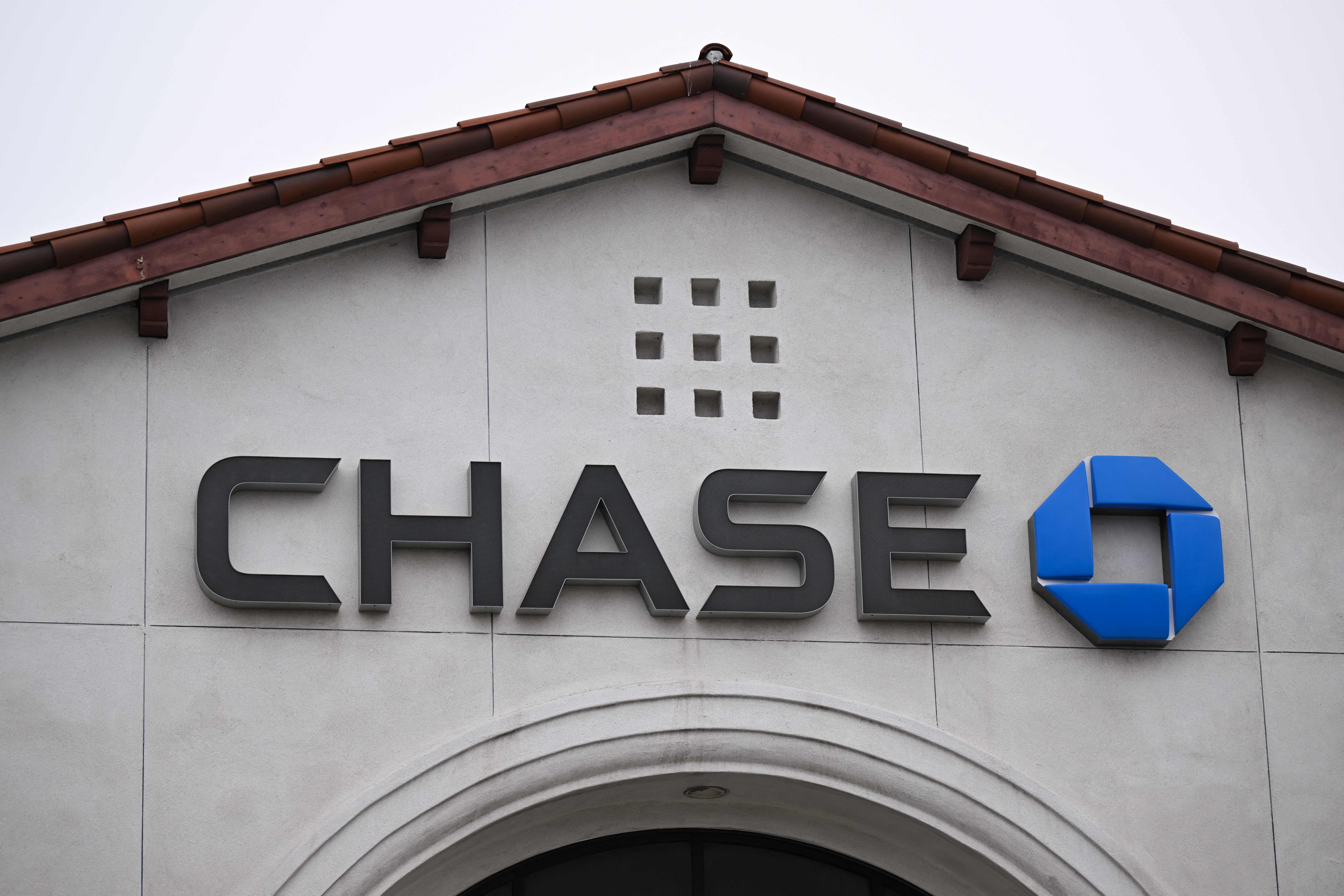 Chase Bank has been active in the US since 1877