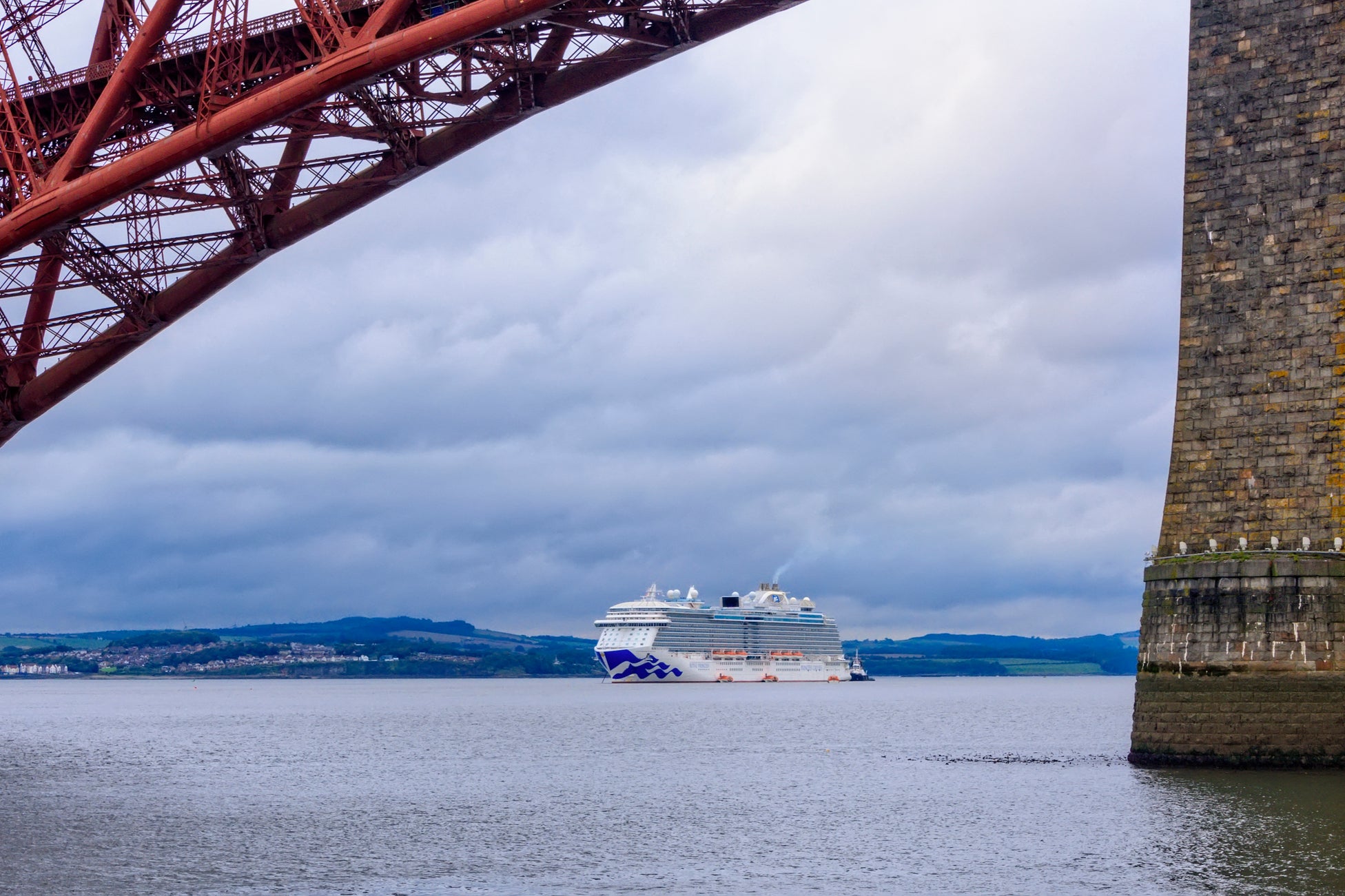 A cruise ship levy could be introduced by local Scottish authorities