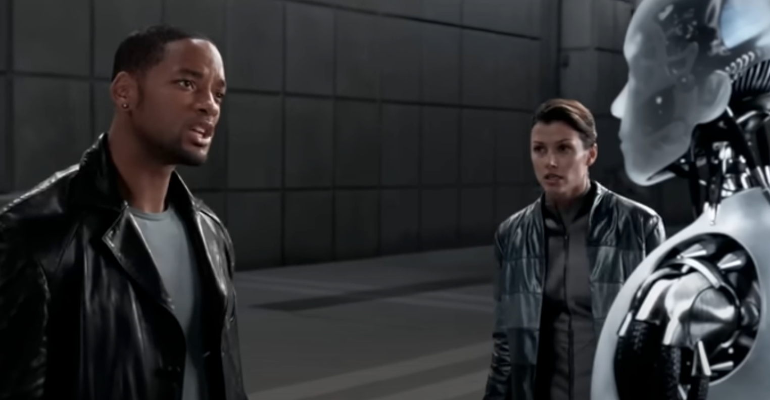 Will Smith and Bridget Moynahan in ‘I, Robot’