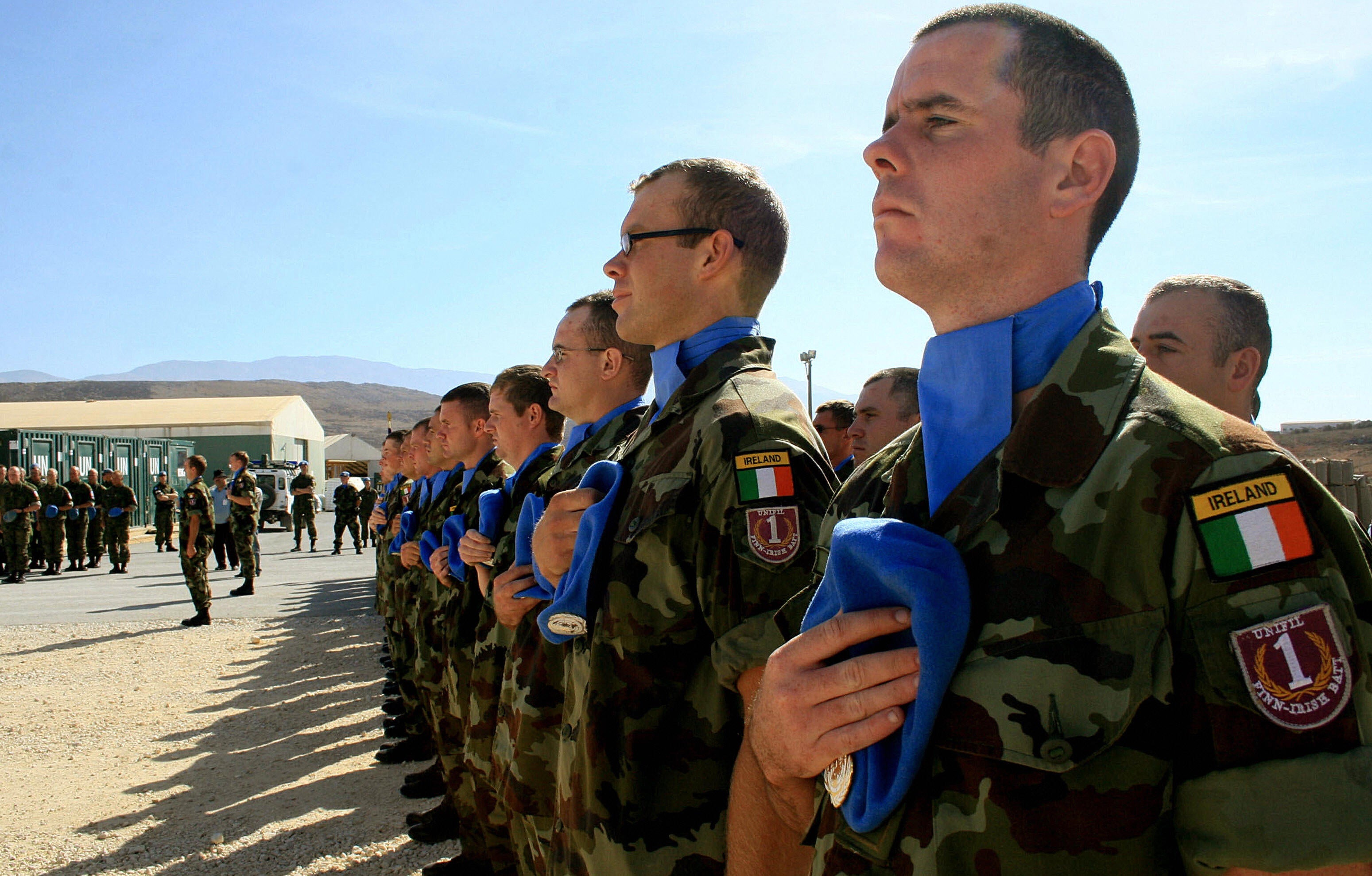 Irish UN peacekeeping soldiers take part in a ceremony at their camp in the southern Lebanese village of Blat, 27 October 2007