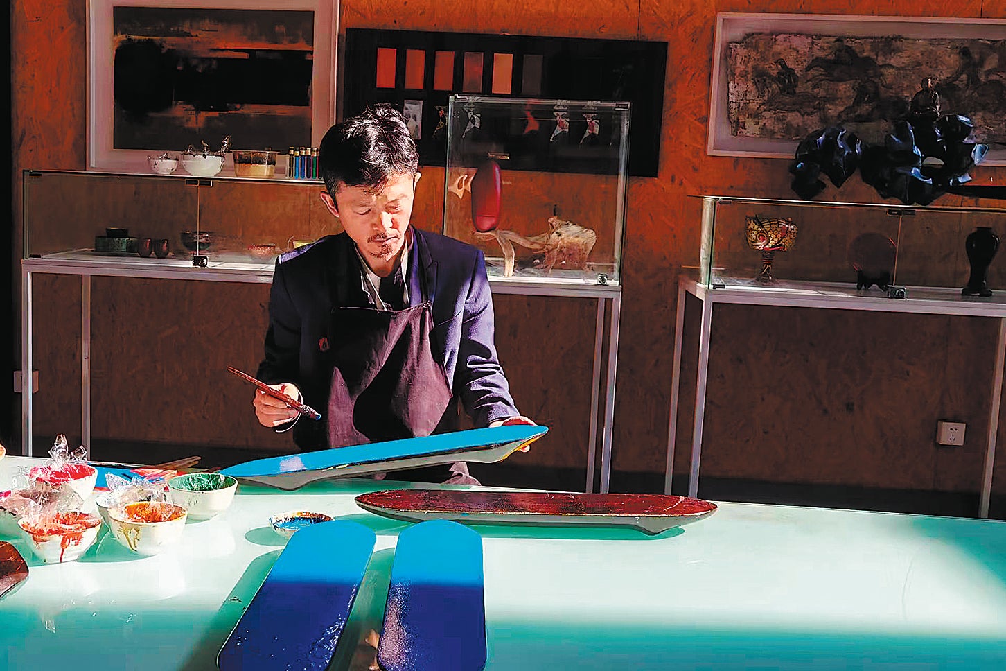 Yang Peizhang, 47, a lacquer artist and associate professor of Tsinghua University