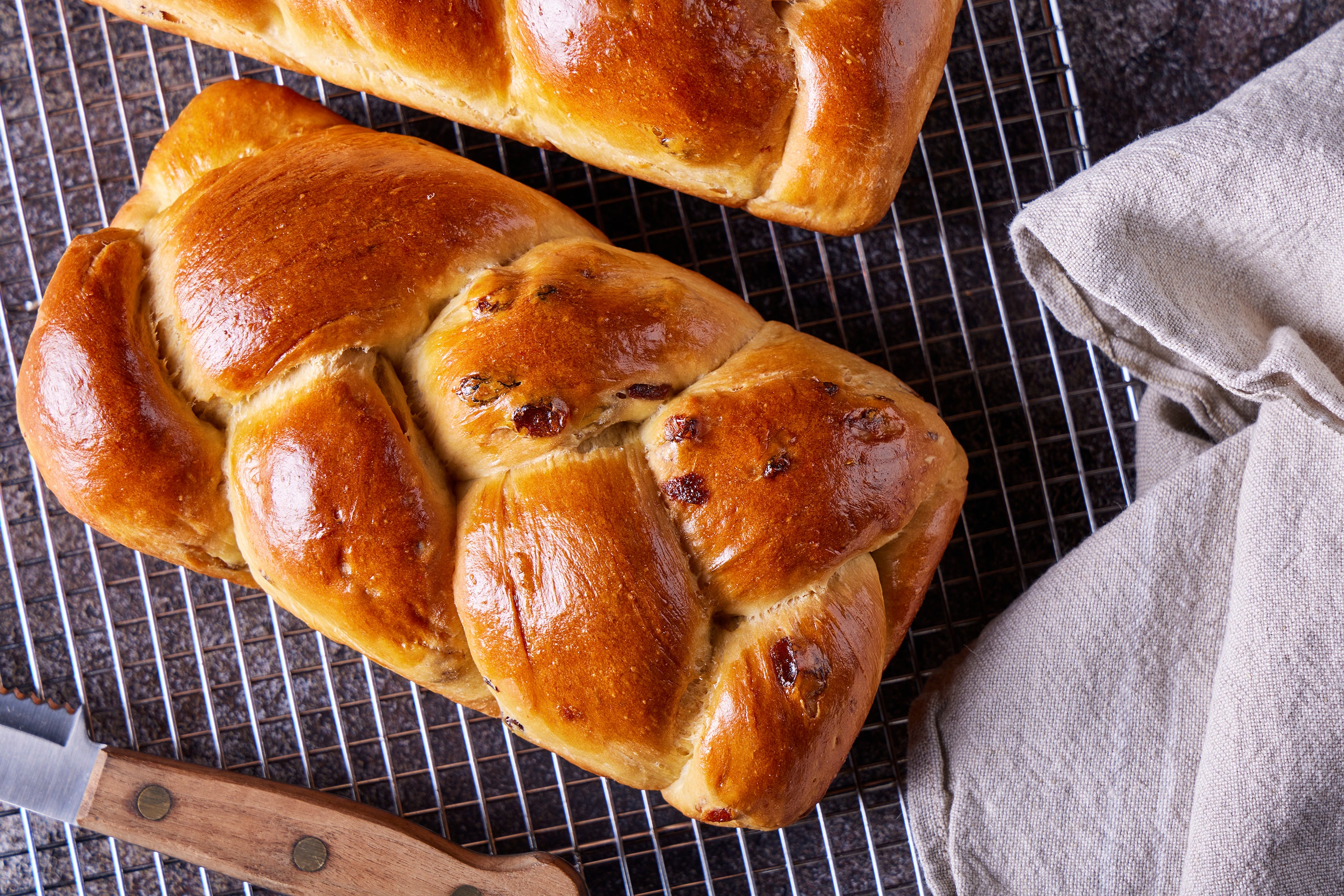Food-MilkStreet-Olive Oil Challah with Golden Raisins