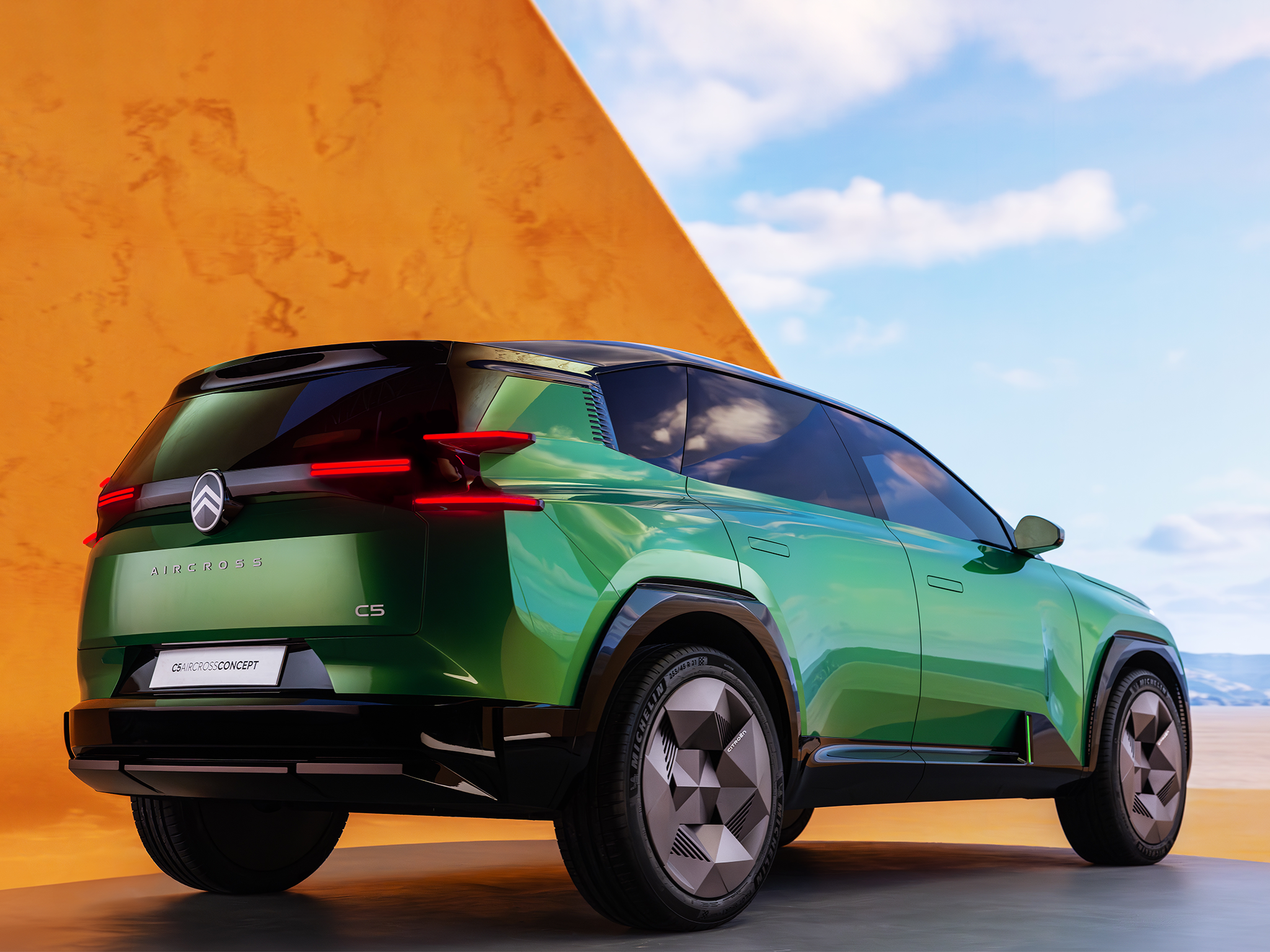 The Citroen C5 Aircross is built around the Stellantis STLA Medium EV platform.