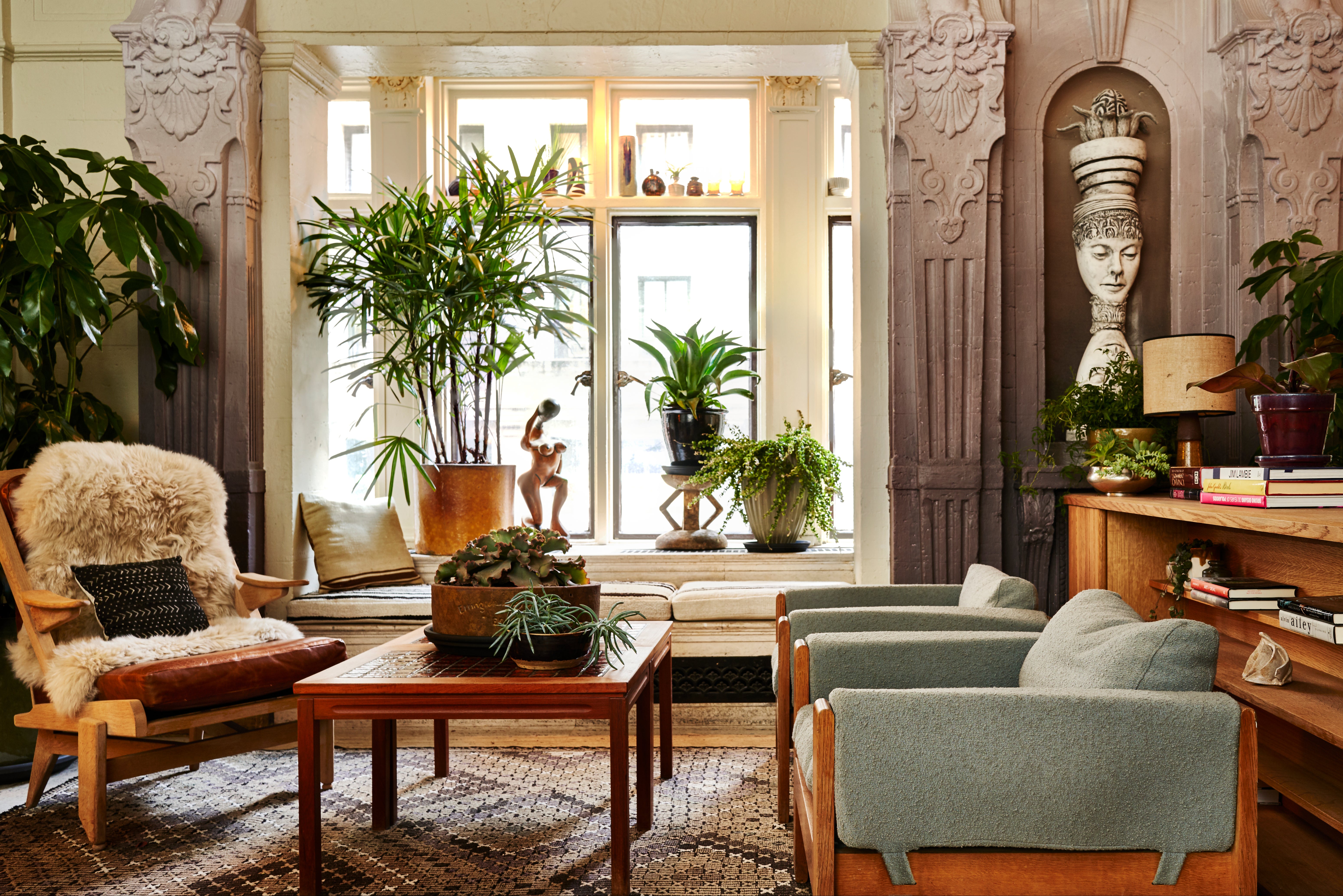 Step back into 1930s New York with Freehand’s elegant interior design