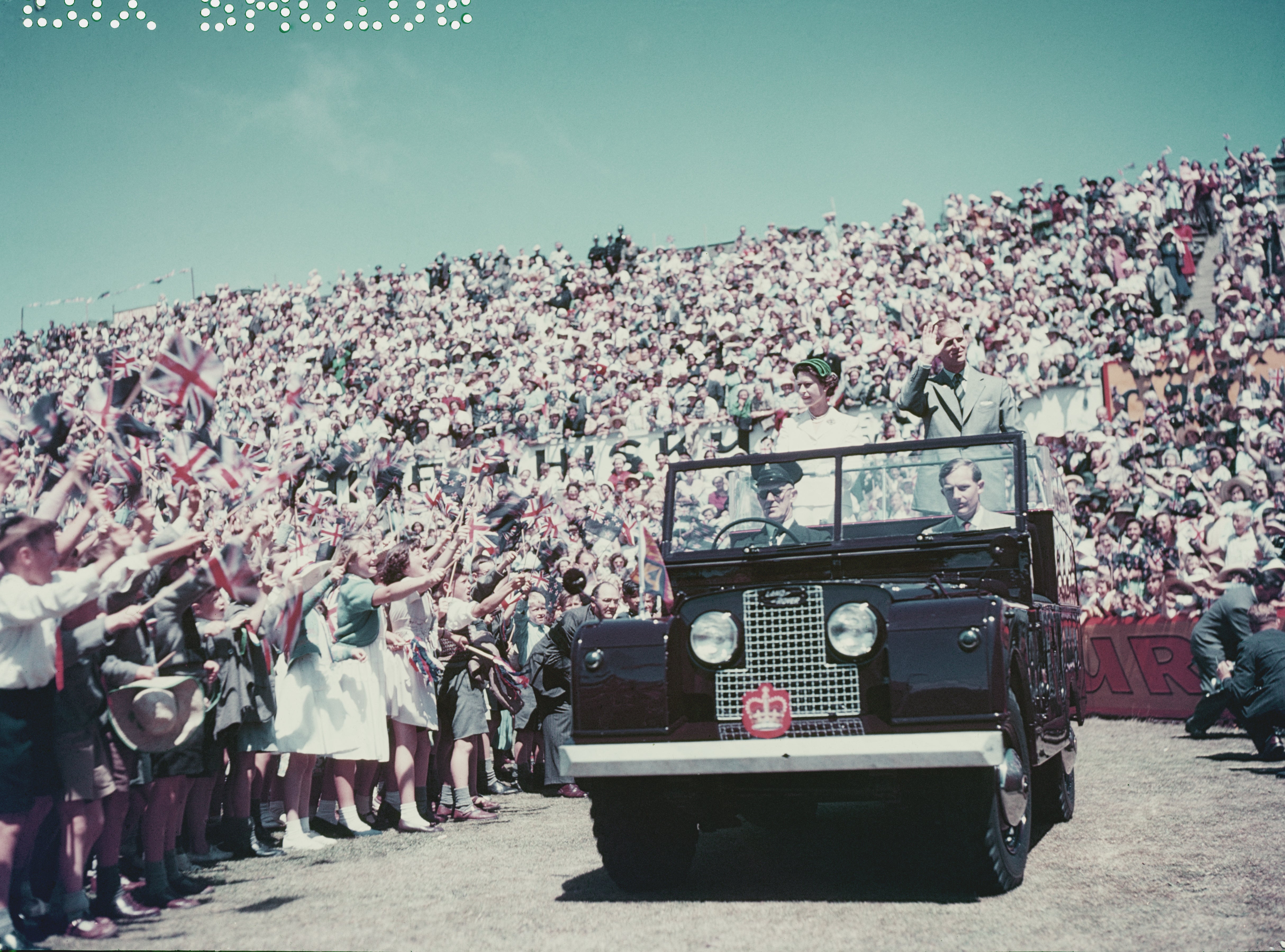 Queen Elizabeth’s arrival Australia drew a colossal crowd in Sydney.