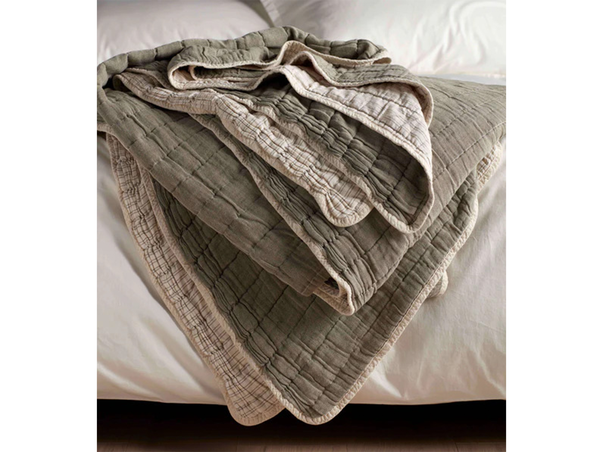 Best bedspreads IndyBest review Secret Linen Store green Vivienne 100% cotton quilted throw, king:super king