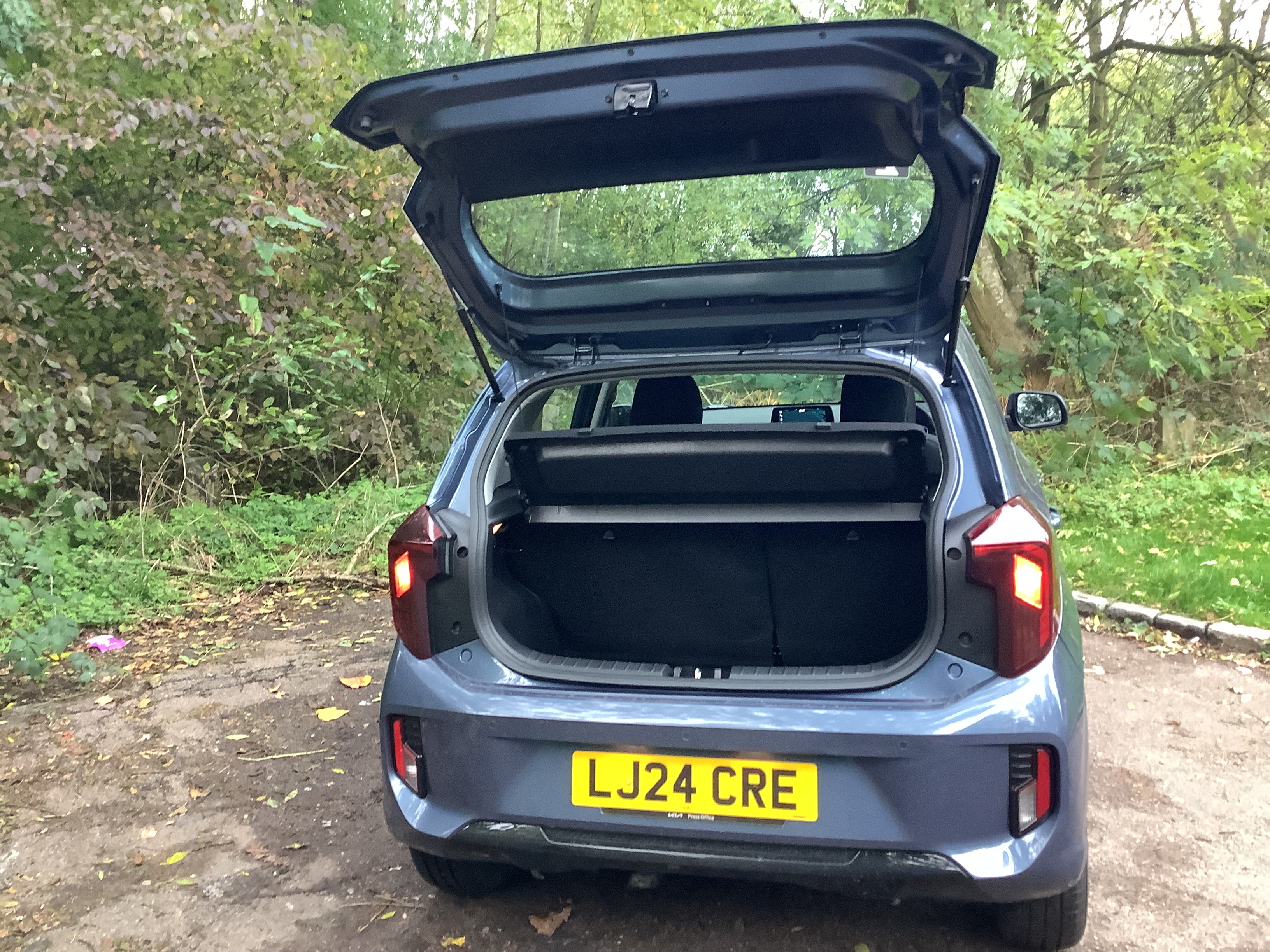A class above? At 255 litres, the boot space can even compete with larger cars