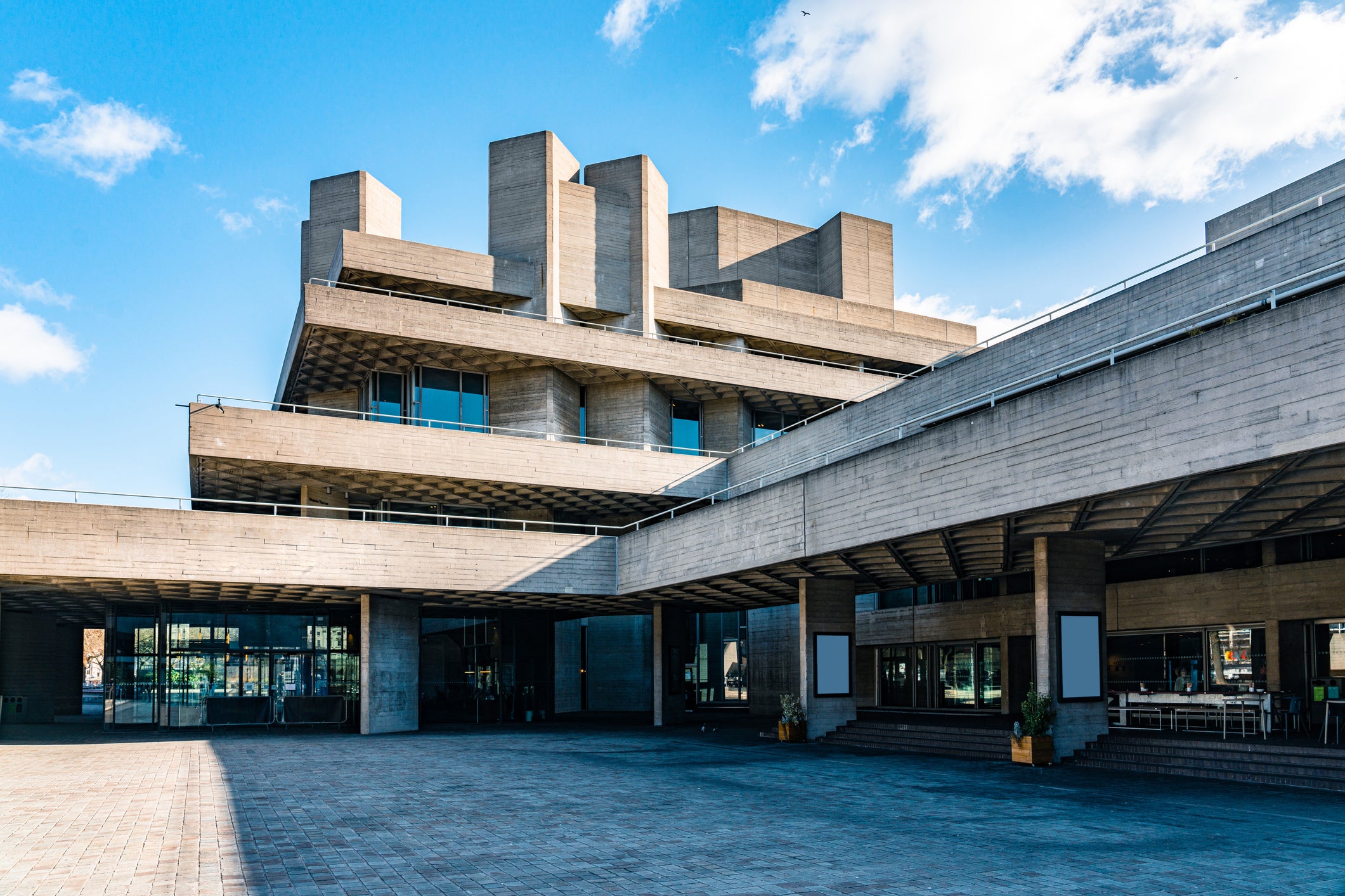 Lisa Nandy’s father was on the board of the National Theatre
