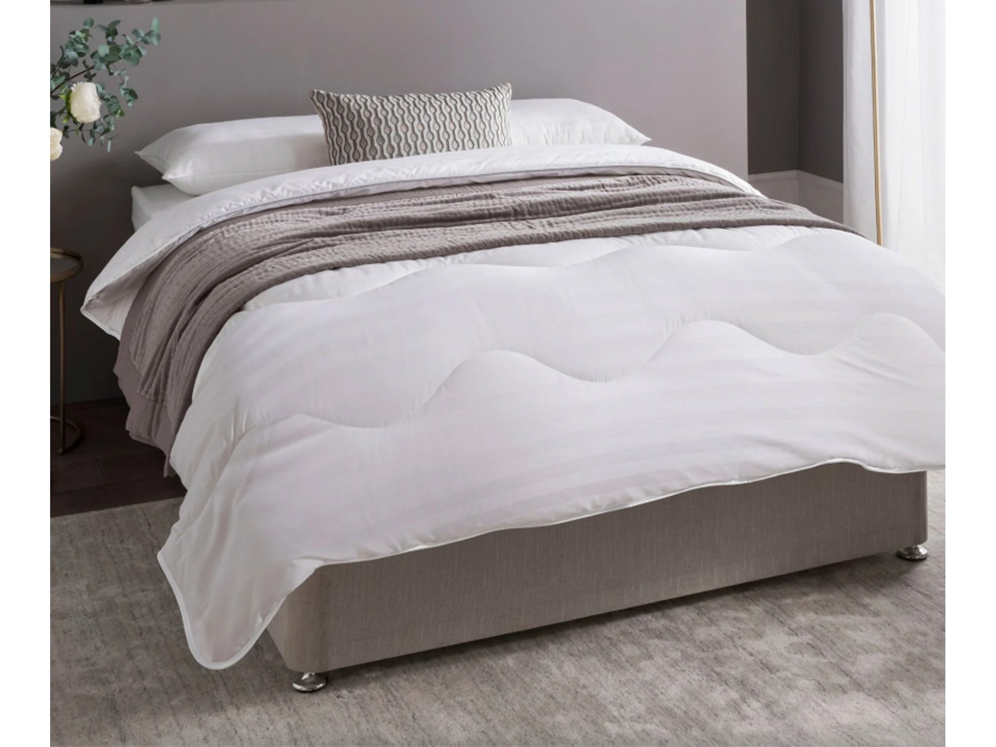 Fine Bedding Company boutique silk duvet, double