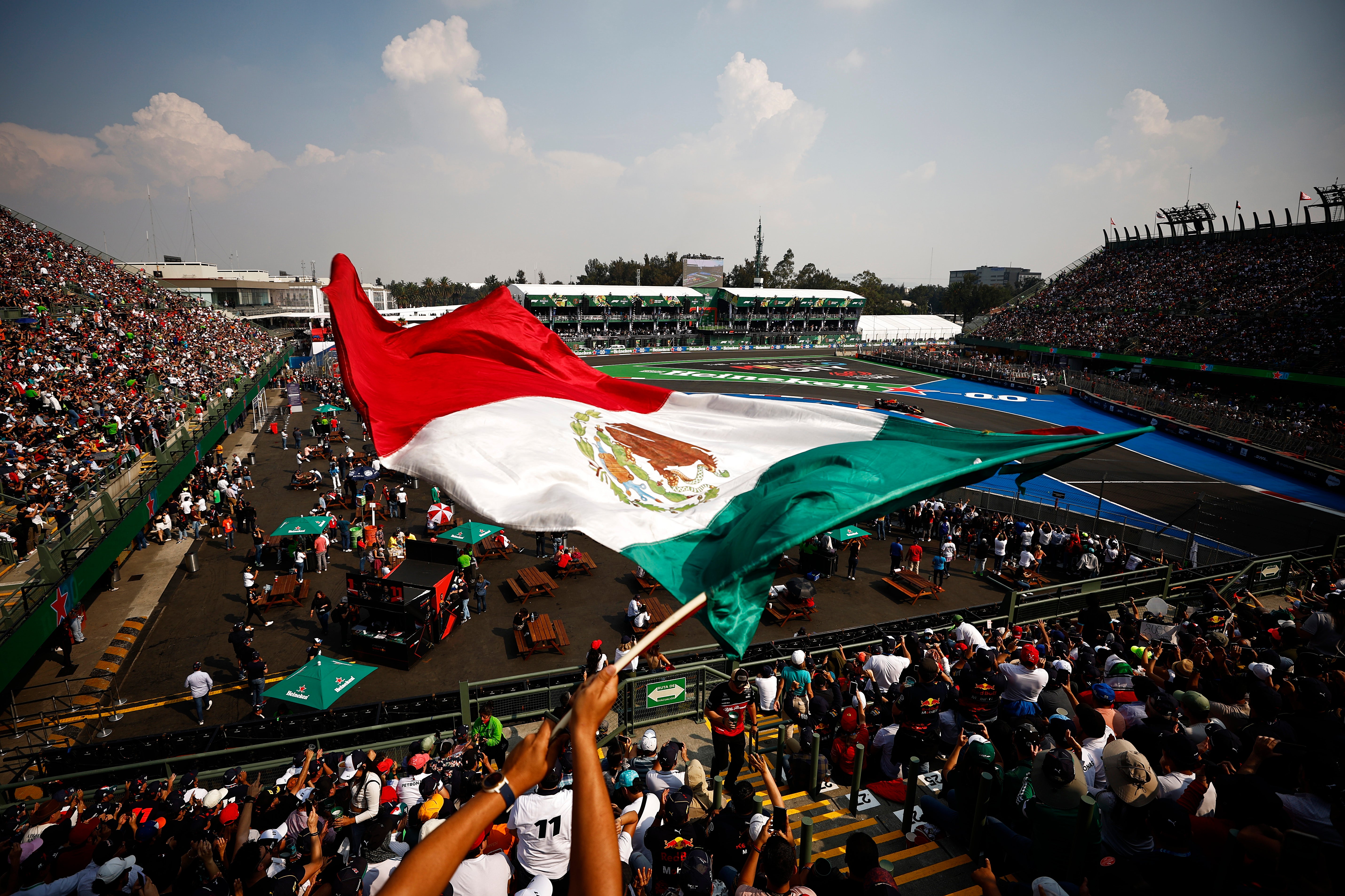 The Autodromo Hermanos Rodriguez attracts 400,000 fans a year