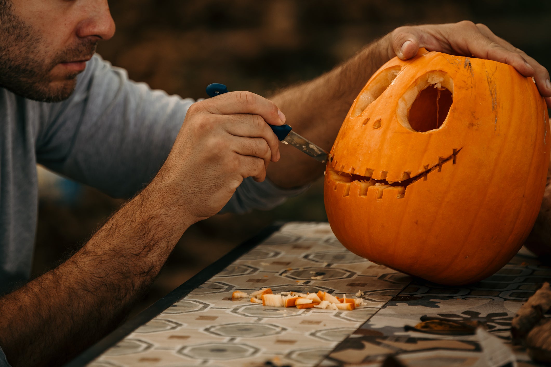 Experts suggest moisturizing the pumpkin’s cut surfaces with Vasoline or coconut oil