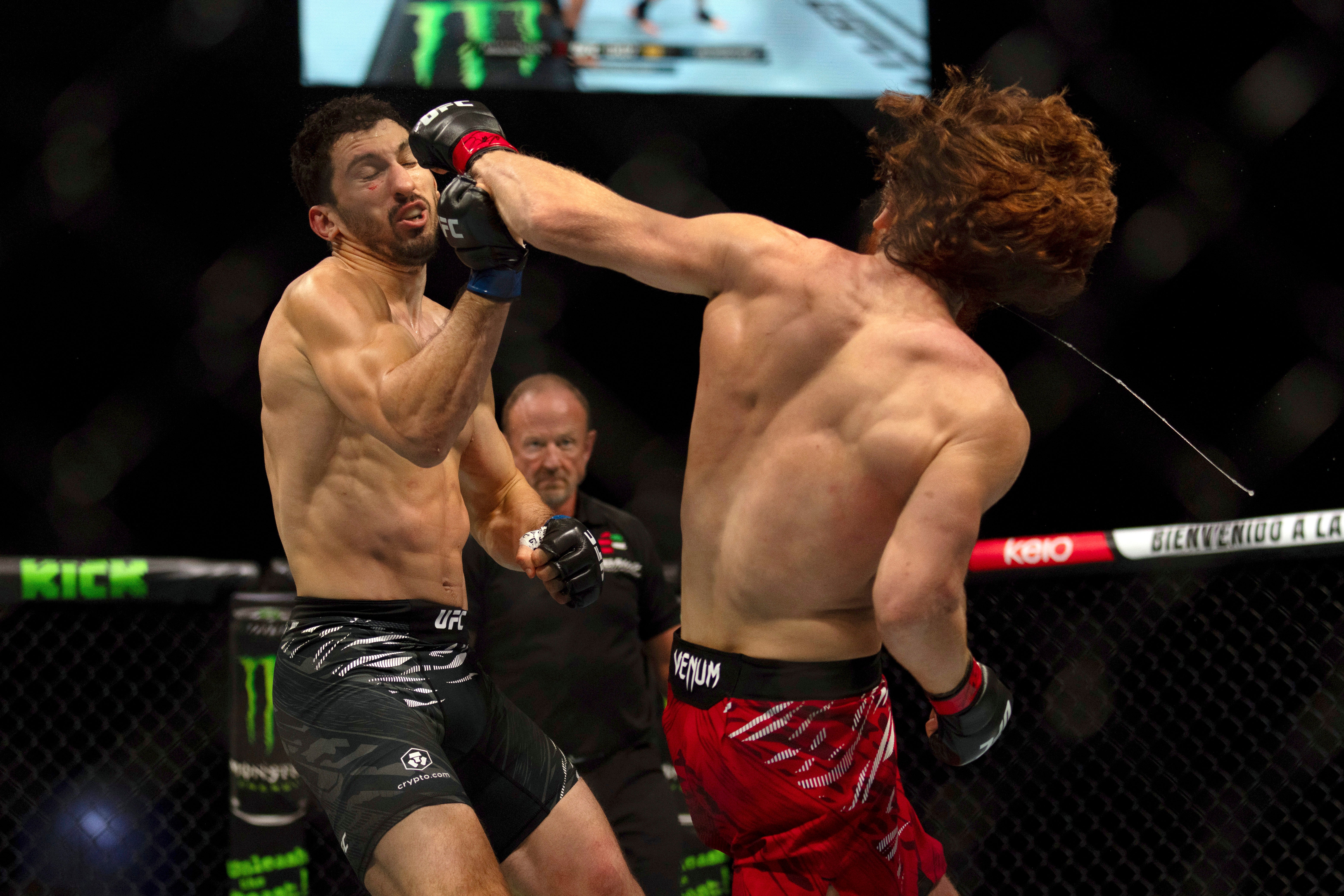 Shara Magomedov (right) scored a double spinning back fist KO against Armen Petrosyan