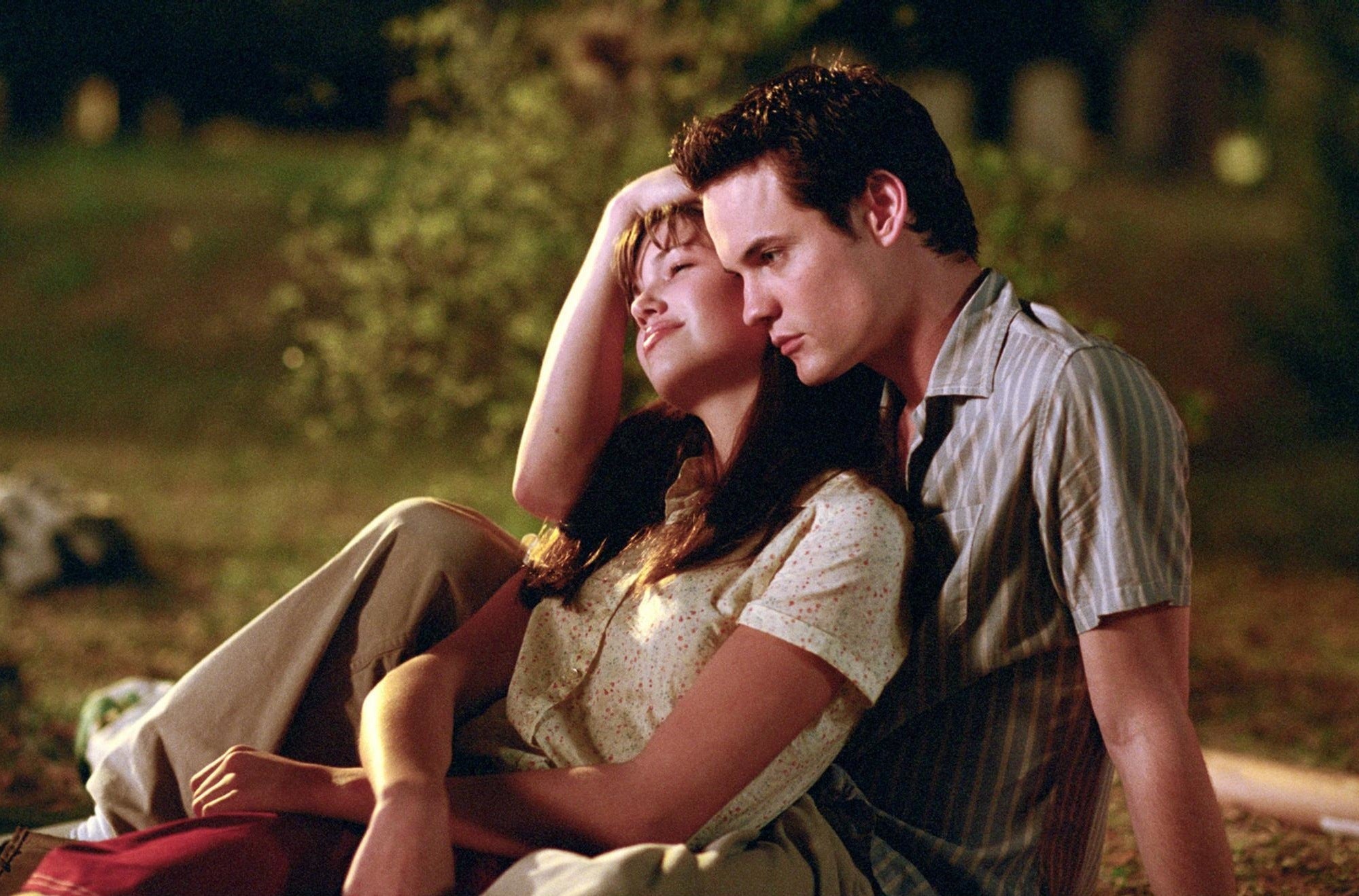 Mandy Moore and Shane West in ‘A Walk To Remember’