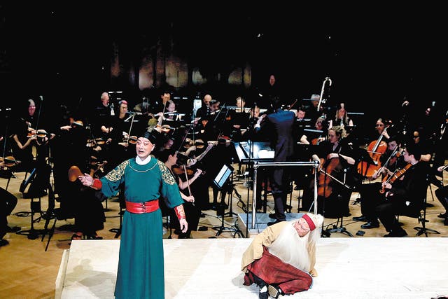 <p>Chinese opera actors, accompanied by a British orchestra, perform the symphony poetry drama ‘Ein Heldenleben: Cai Lun’ in London in October</p>