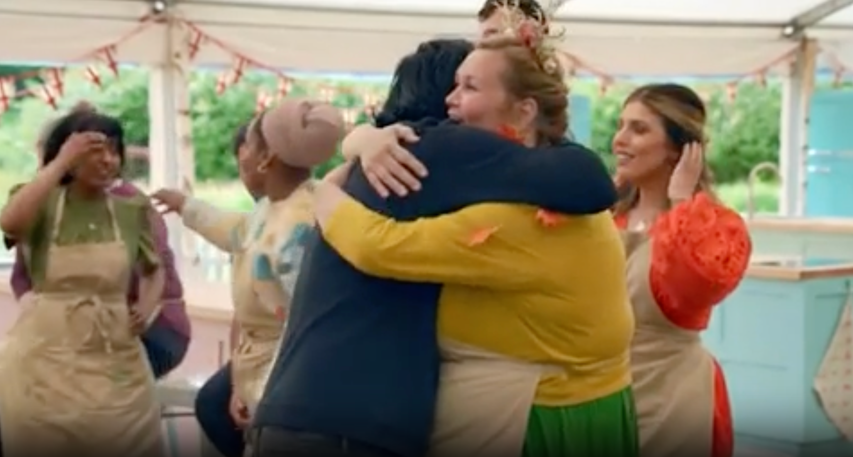 Noel Fielding says goodbye to GBBO contestant Nelly