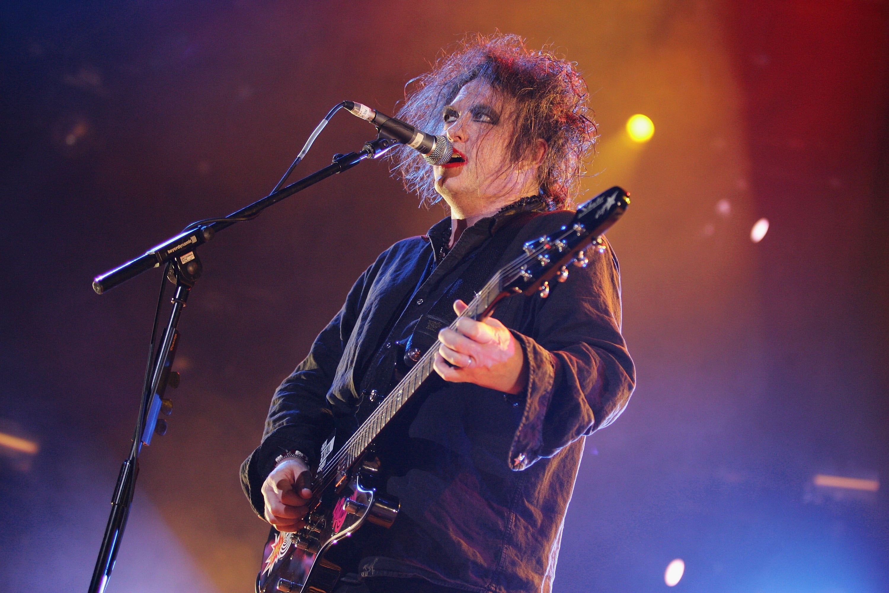 The Cure’s title track from ‘Disintegration’ rattles through with feverish intent