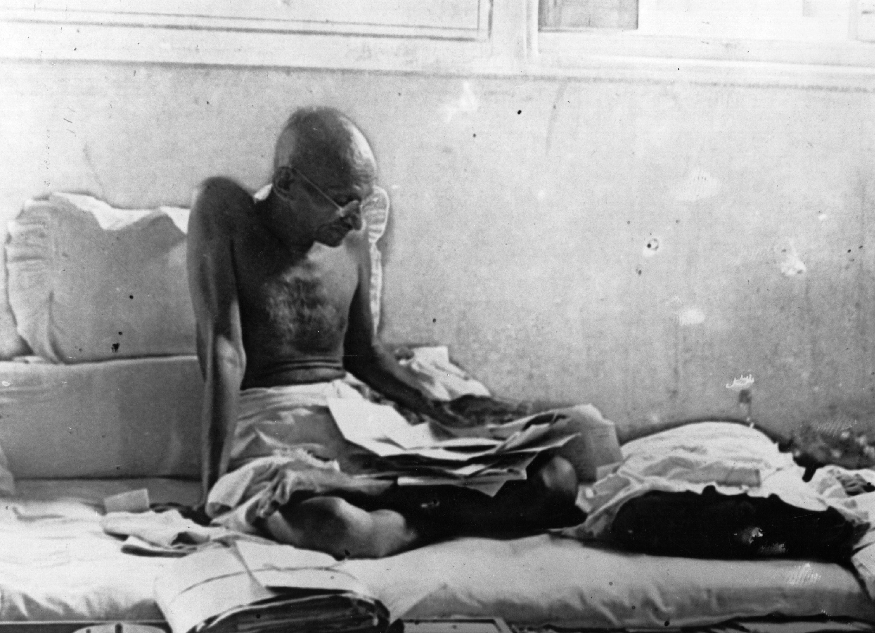 Mahatma Gandhi fasts in protest against British rule after his release from prison in Poona, India