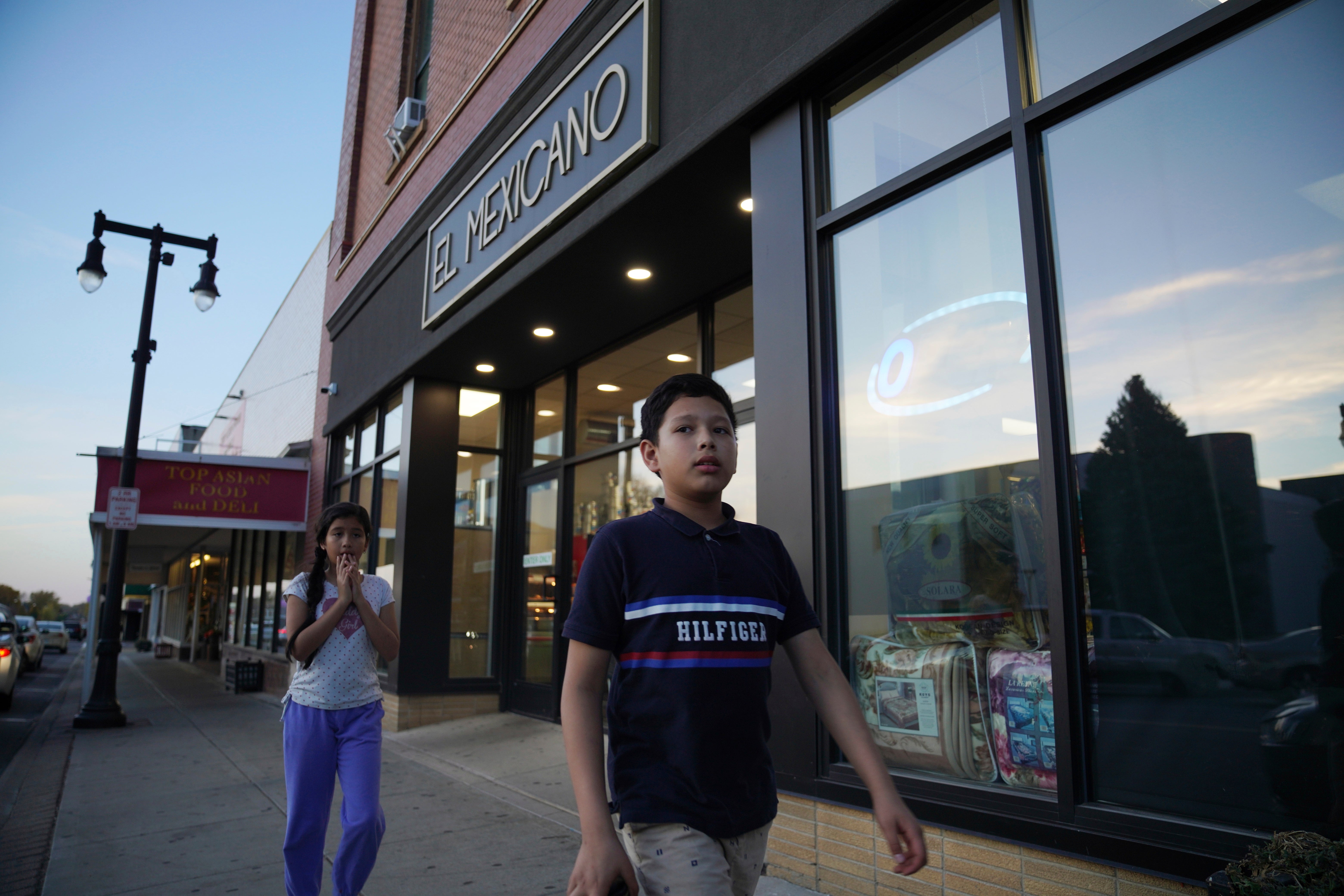 Heartland Migrants-Little World on the Prairie