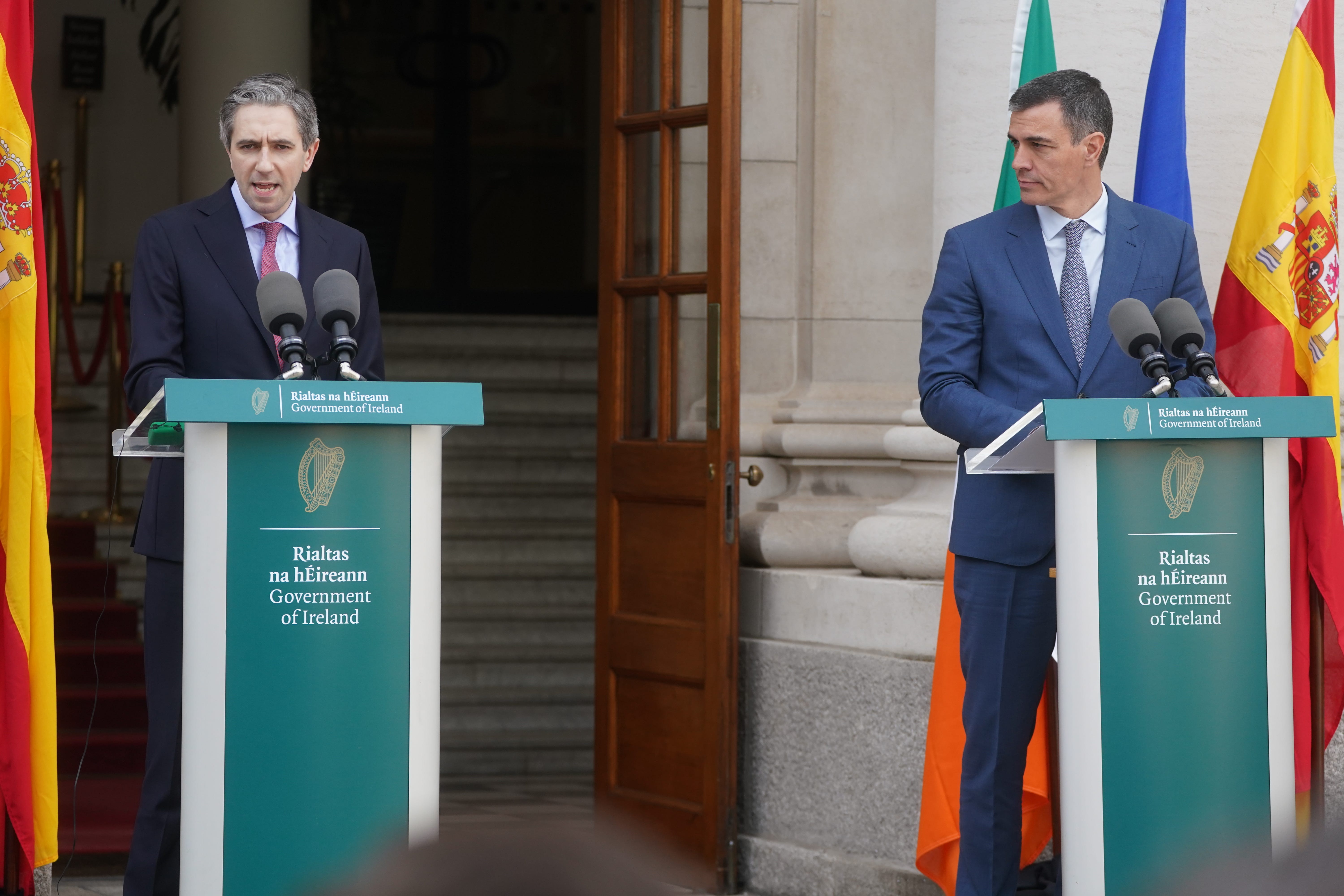 Taoiseach Simon Harris and Spanish Prime Minister Pedro Sanchez outside Government Buildings in Dublin in April 12 (Brian Lawless/PA)