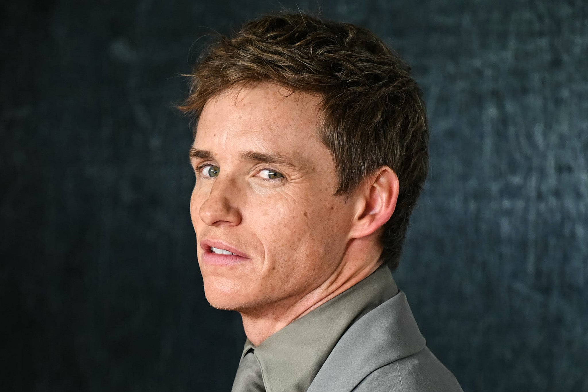 Eddie Redmayne hates eggs; he can’t even stand carrying them