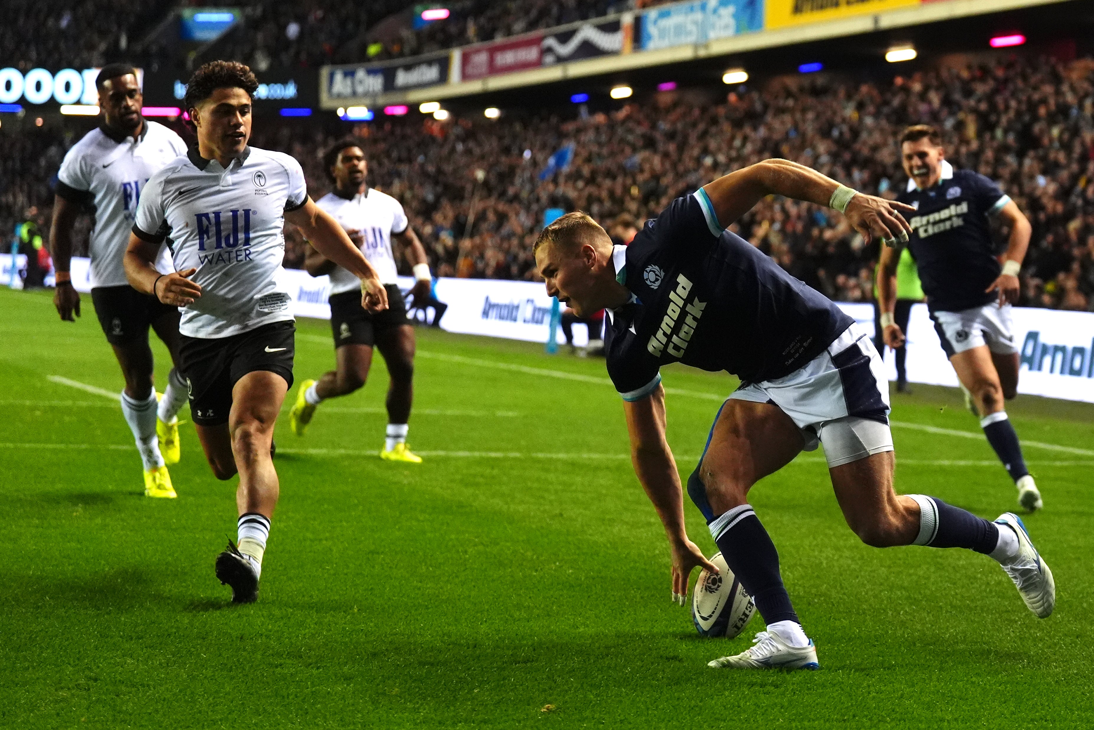 Duhan van der Merwe moved back top of the Scotland all-time try scoring list