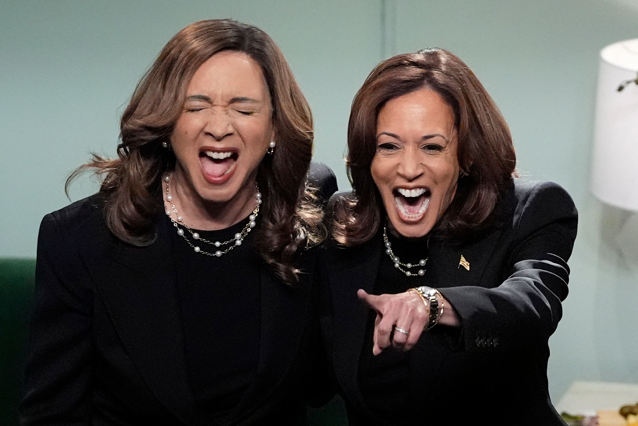 Harris appears on NBC's Saturday Night Live, alongside Maya Rudolph in her debut on the show