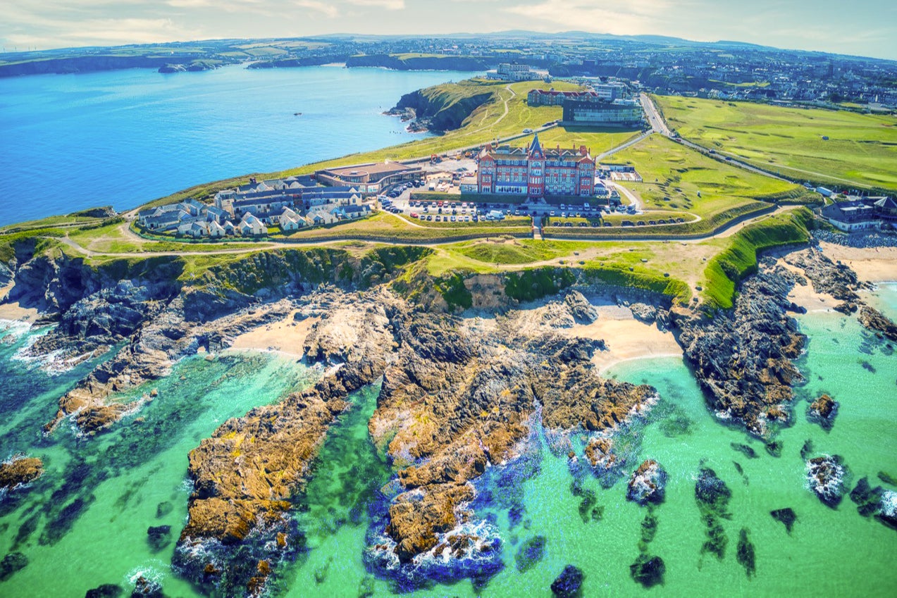 Sleep on the edge of the Atlantic ocean at The Headland in Newquay, Cornwall