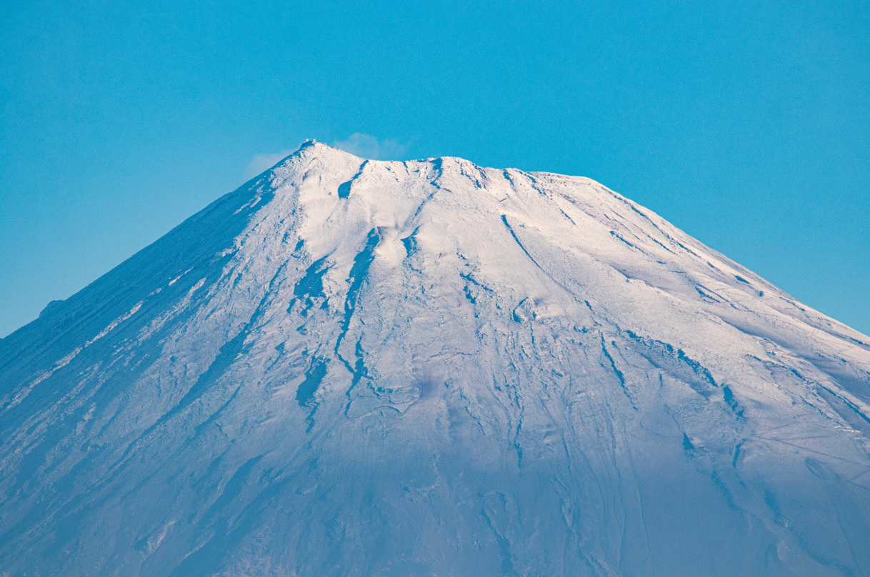 A thin layer of snow is seen on Mount Fuji